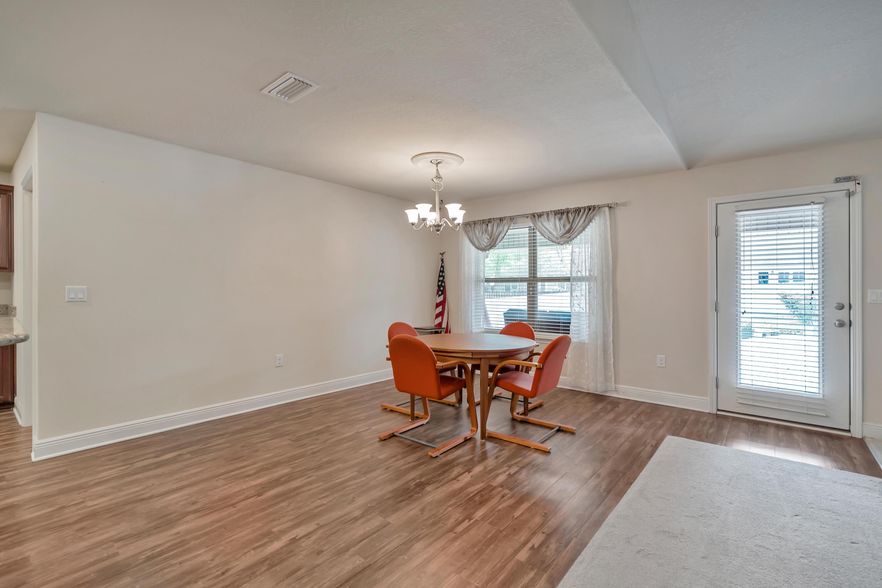 ZARCHARY ESTATES - Residential