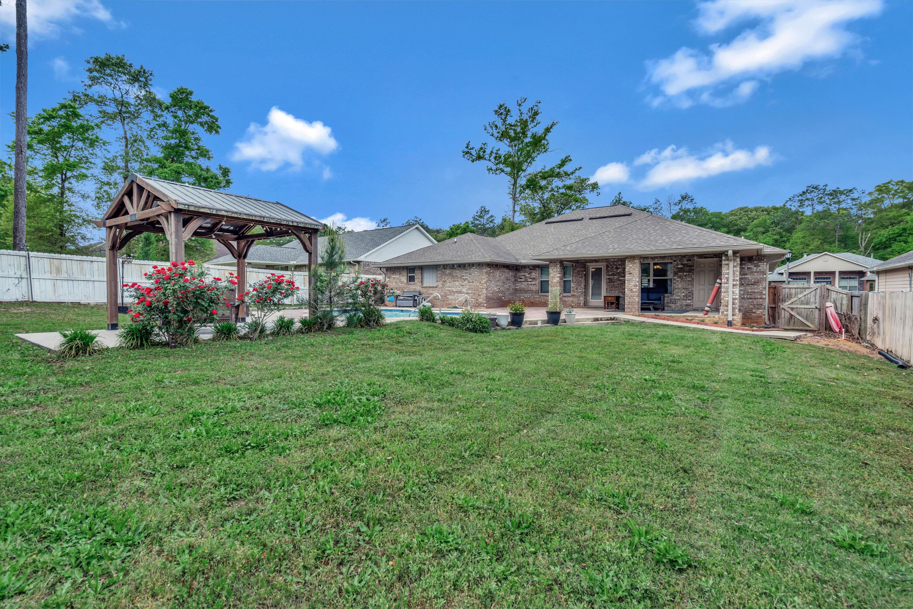 ZARCHARY ESTATES - Residential