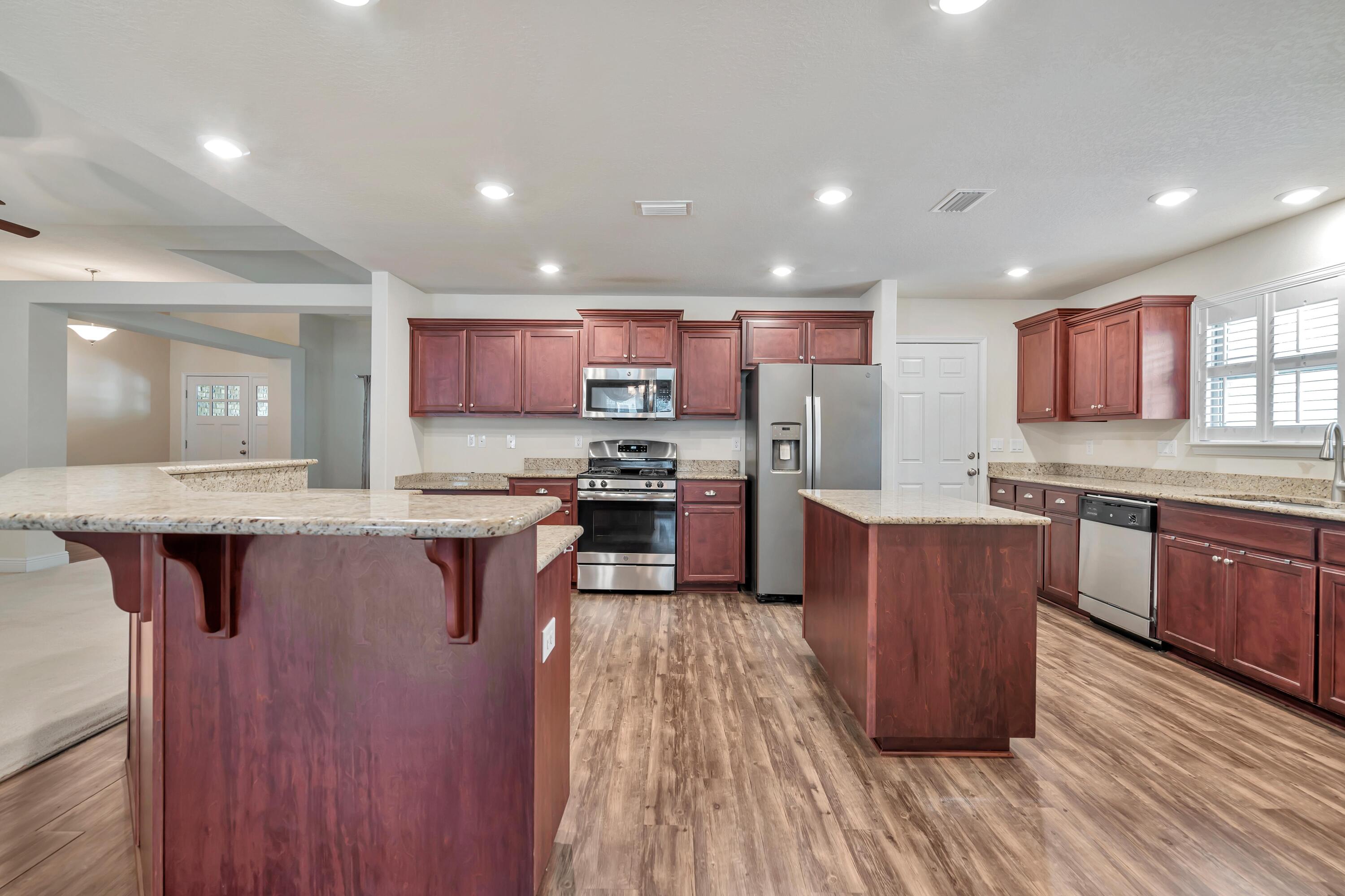 ZARCHARY ESTATES - Residential