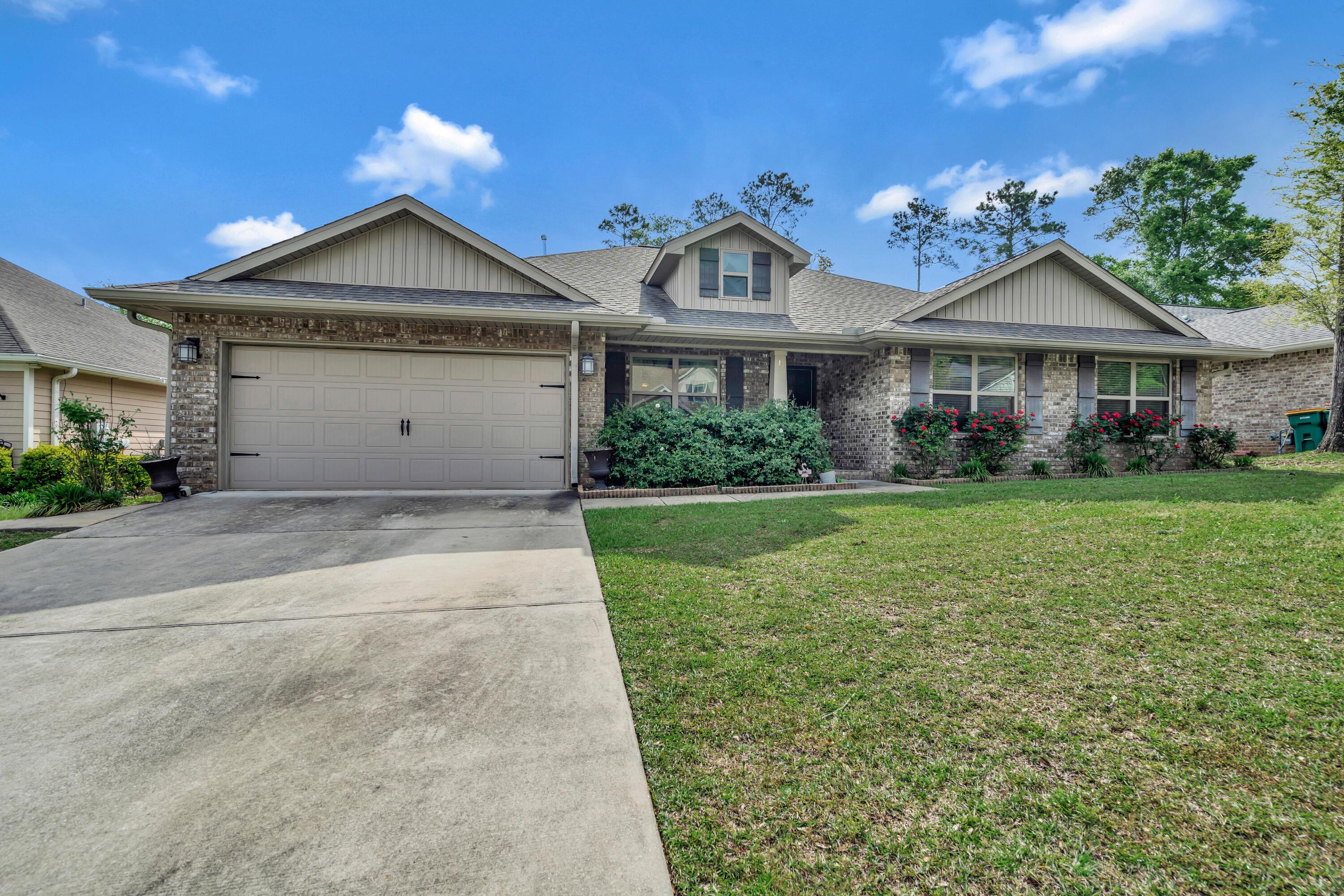 ZARCHARY ESTATES - Residential