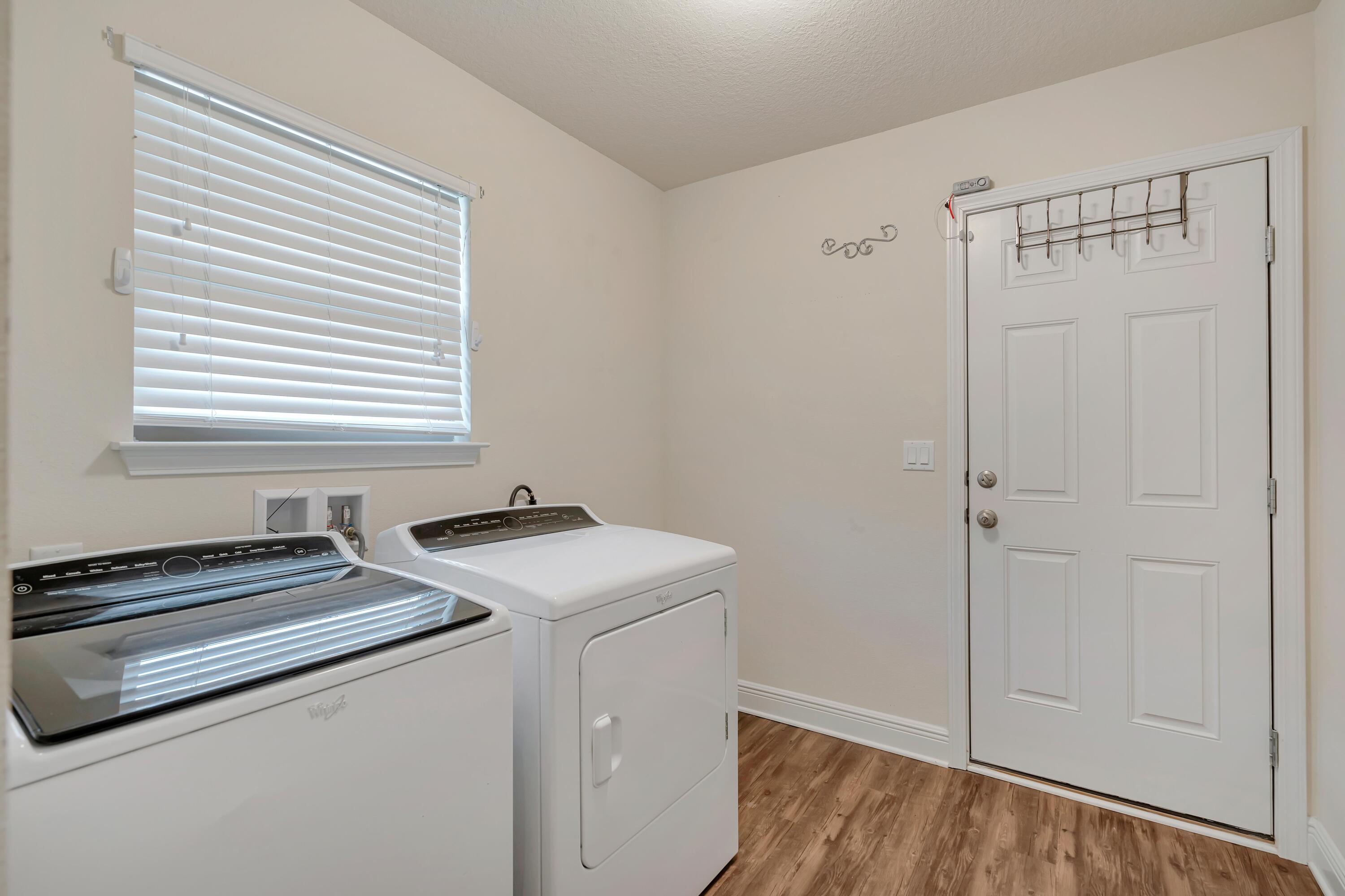 ZARCHARY ESTATES - Residential