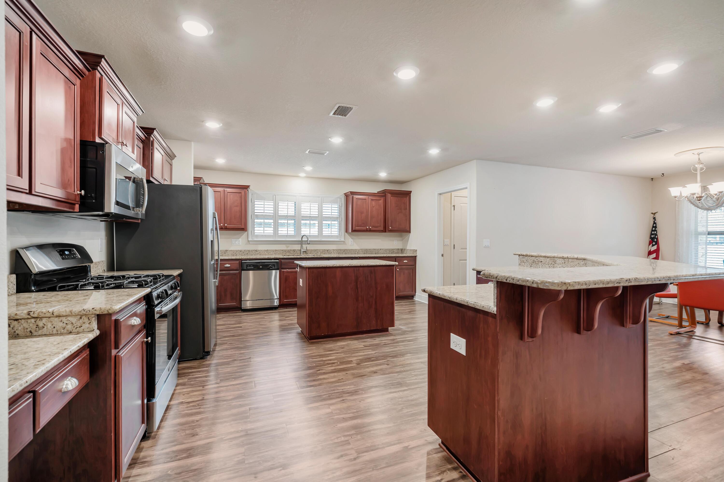 ZARCHARY ESTATES - Residential