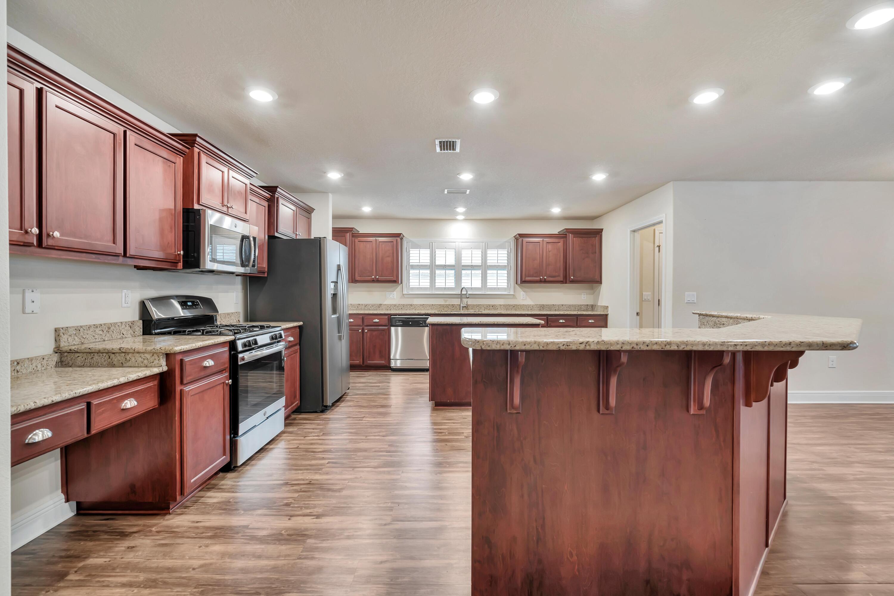 ZARCHARY ESTATES - Residential