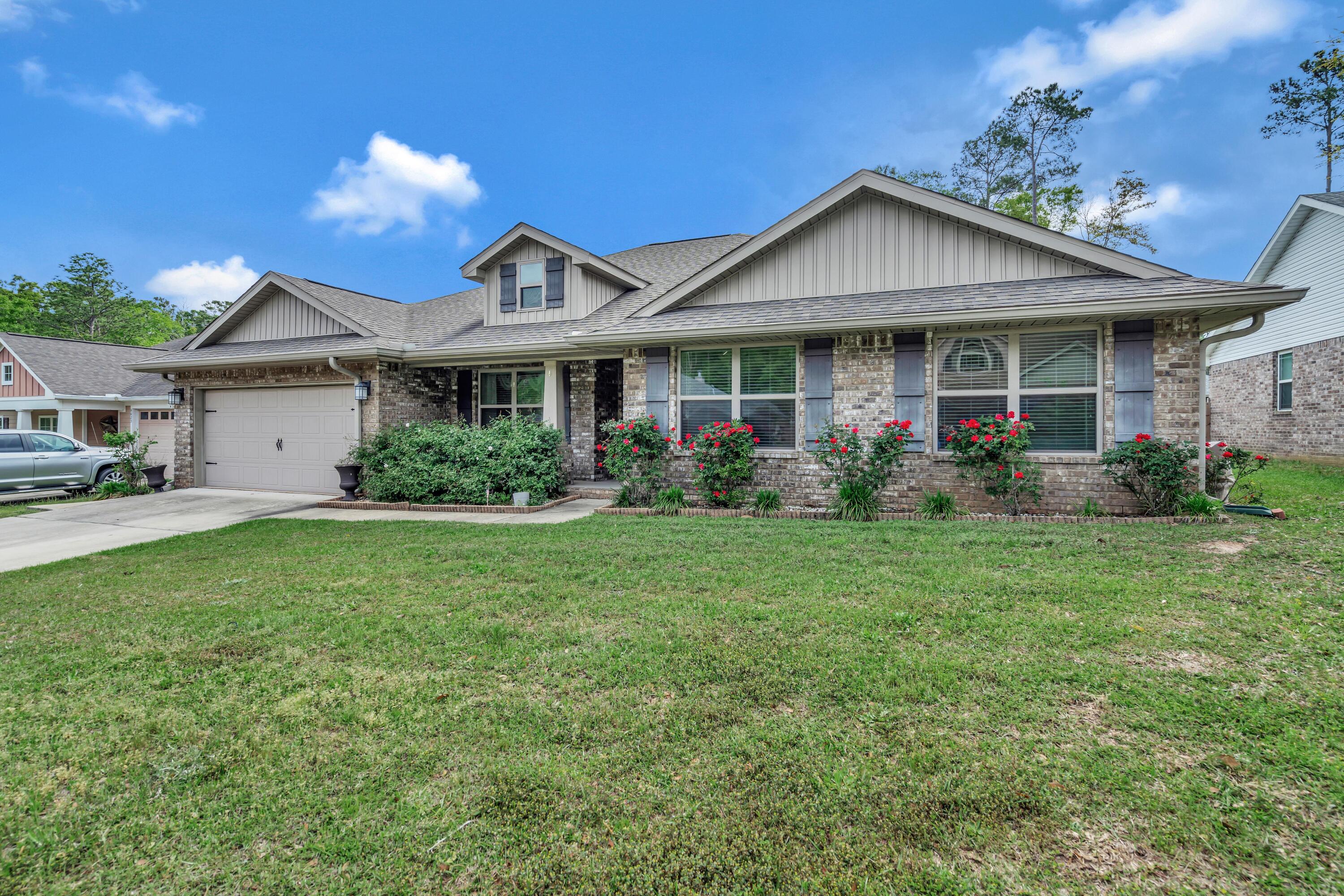 ZARCHARY ESTATES - Residential