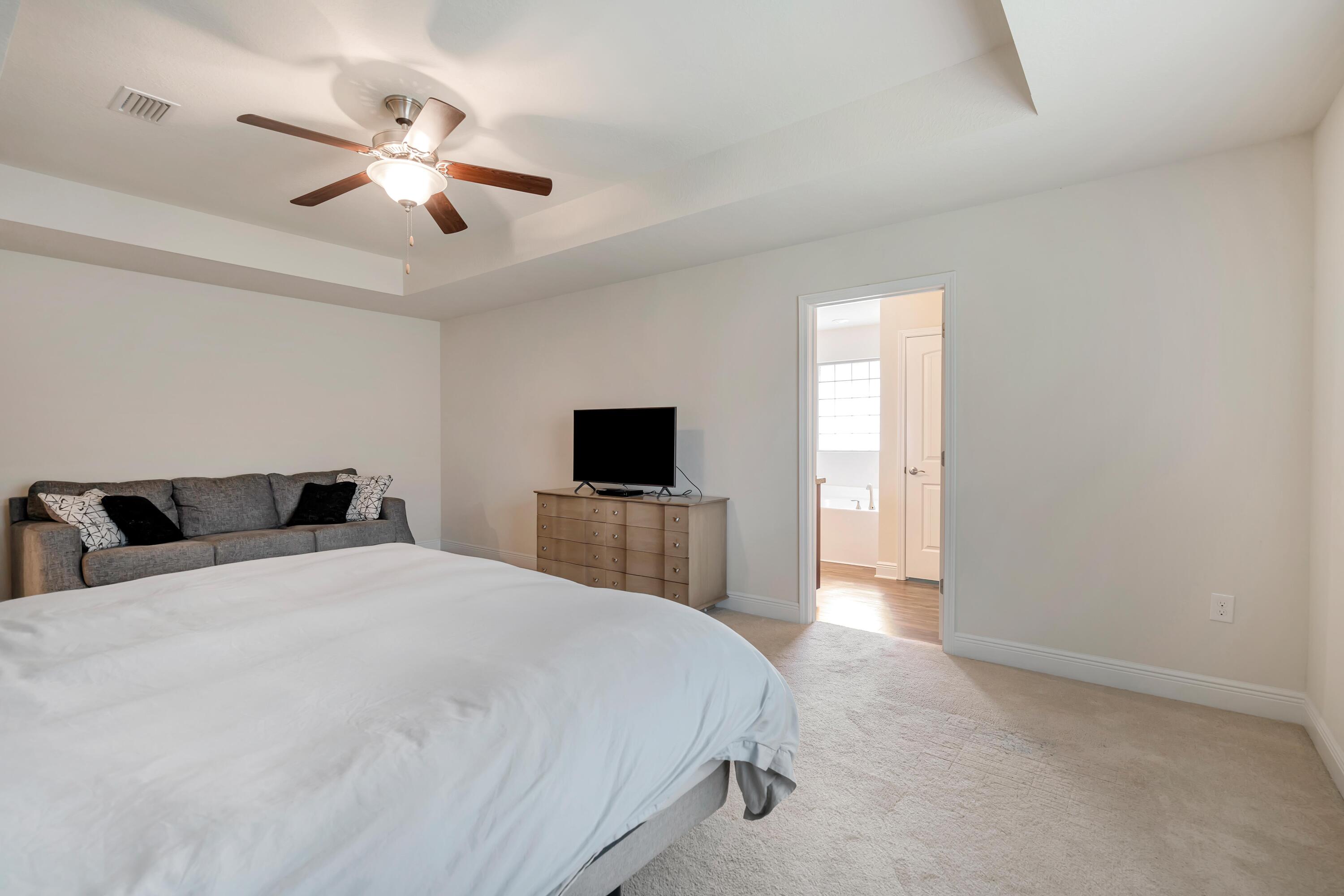 ZARCHARY ESTATES - Residential