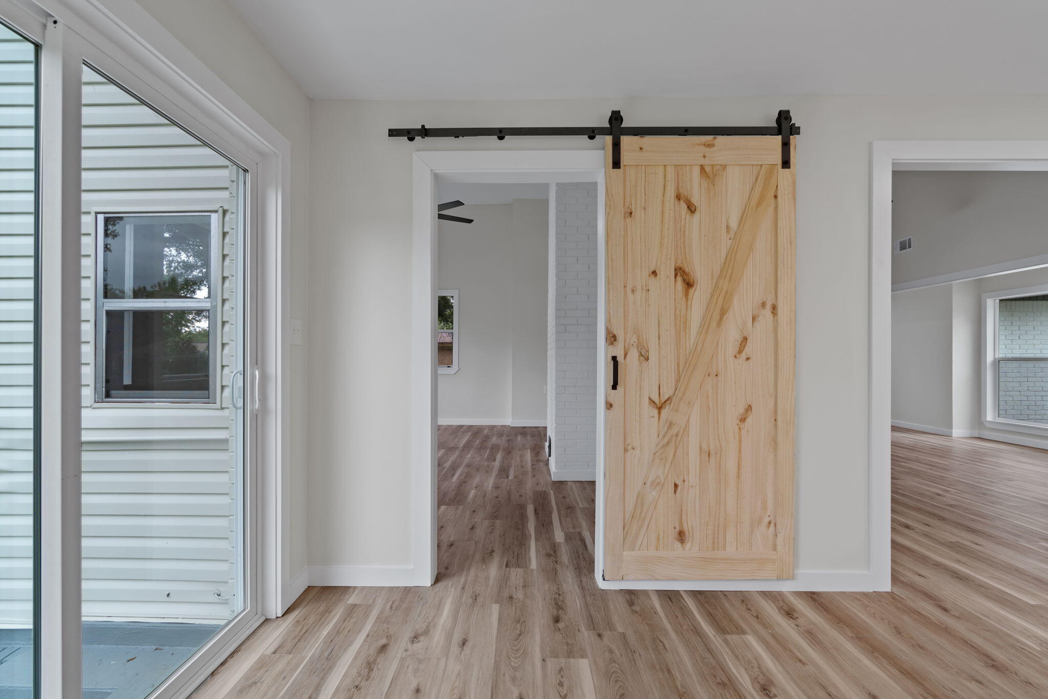 PINE LAKE S/D - Residential