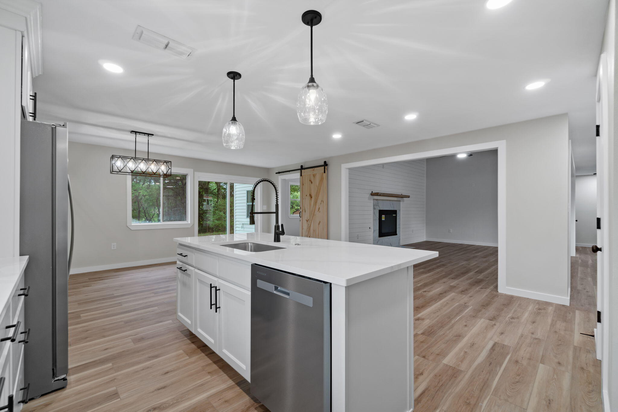 PINE LAKE S/D - Residential