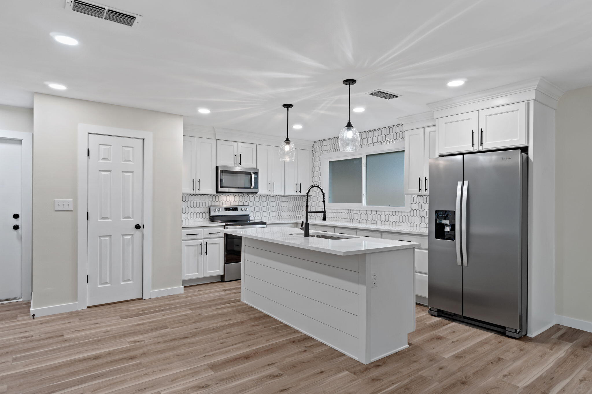 PINE LAKE S/D - Residential