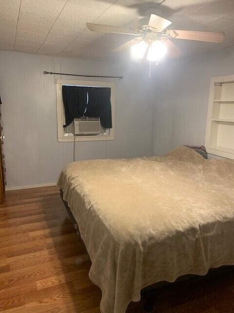 WOLFORD ACRES - Residential