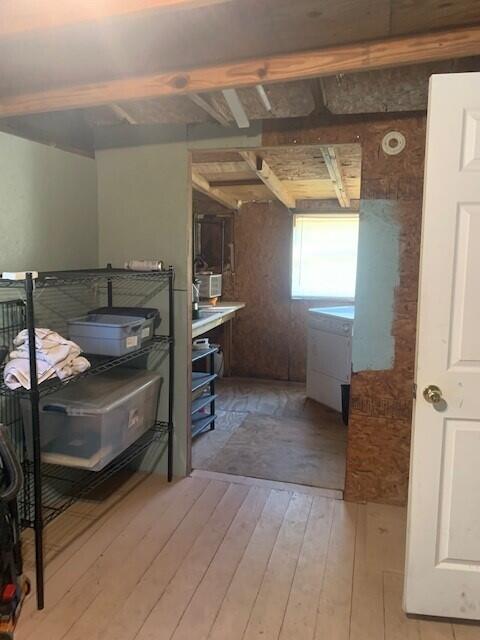 WOLFORD ACRES - Residential