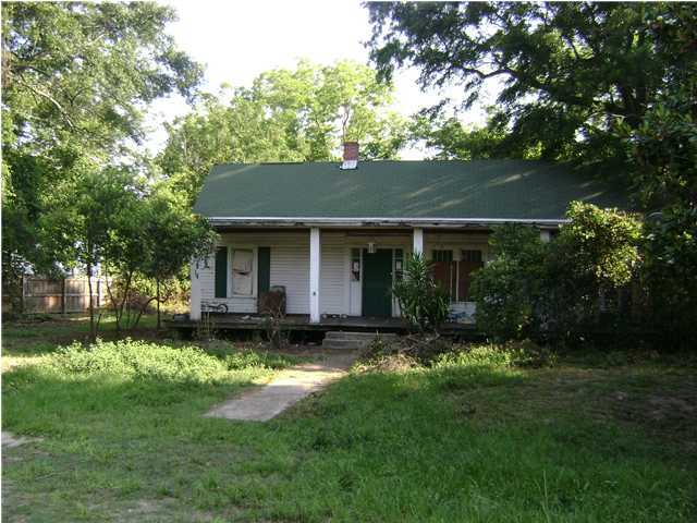 Industrial Property that fronts Baldwin Ave just East of the Chelco Payment office. Property backs up to the City Hall of DeFuniak Springs. Property is estimated to be .63 ac. No real value has been given to the house. Being sold as-is. Cash sale only.