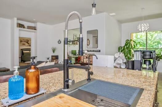 WINDMEADOWS - Residential
