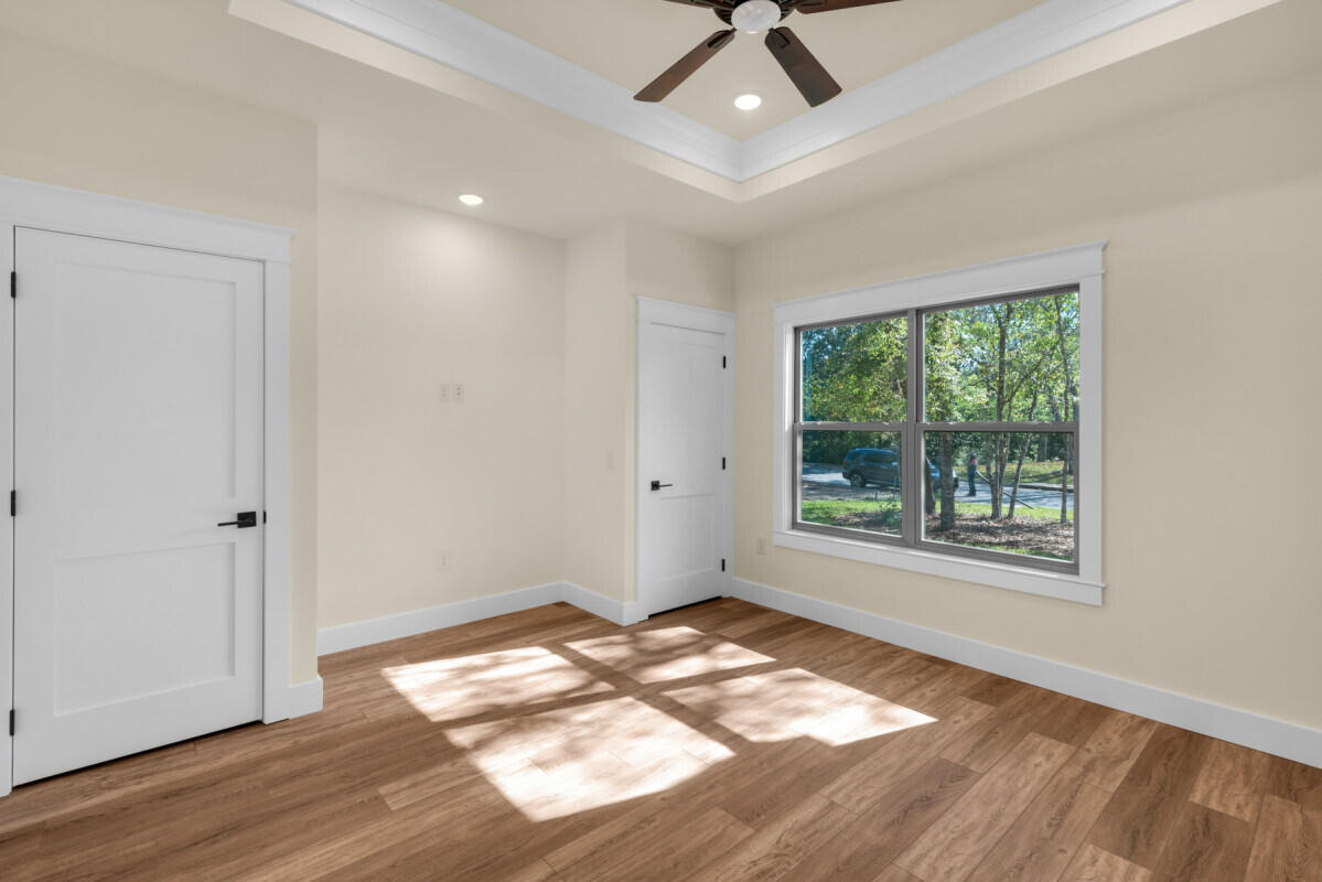 Soundside Shores - Residential