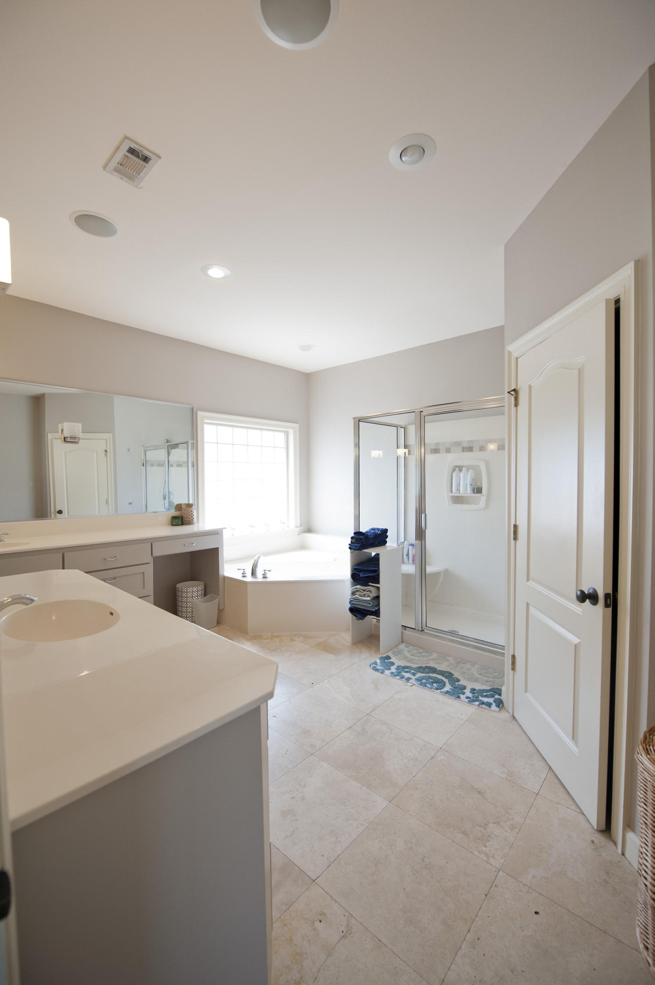 EMERALD LAKES PH 1 - Residential