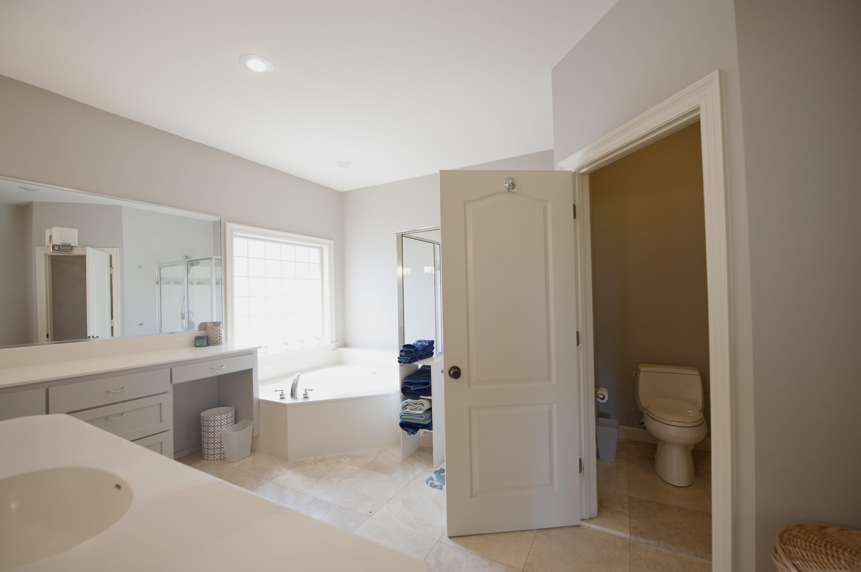 EMERALD LAKES PH 1 - Residential