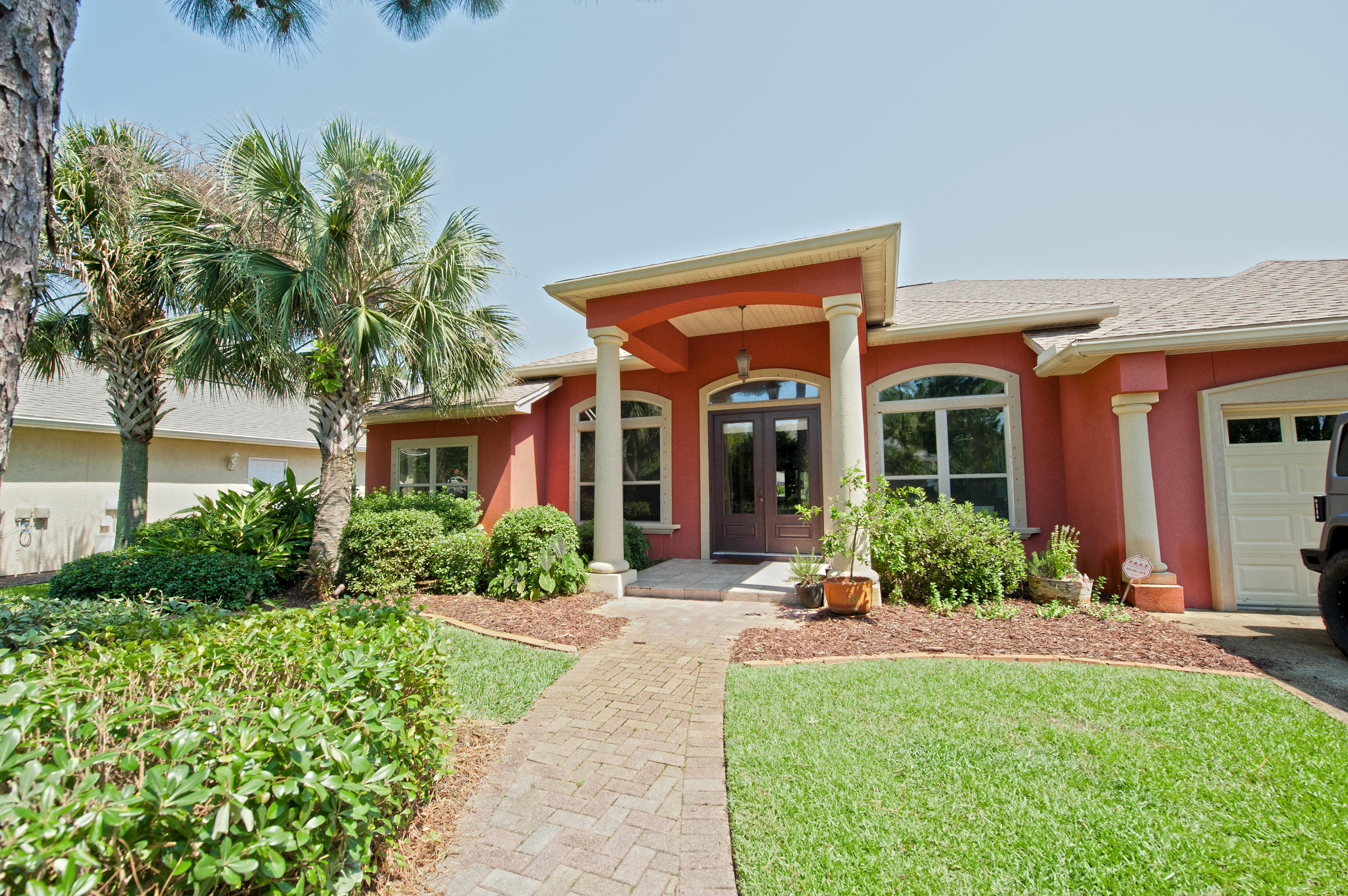 EMERALD LAKES PH 1 - Residential