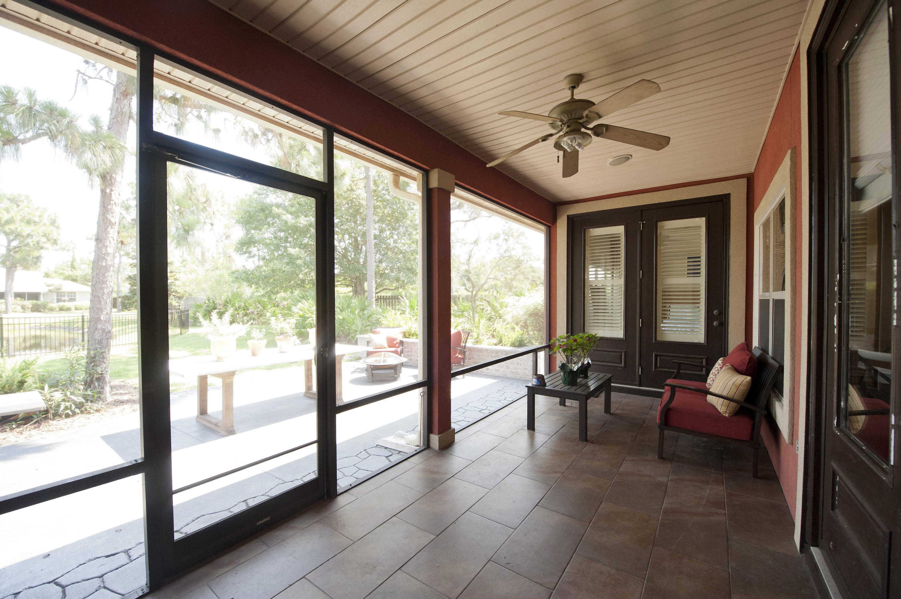 EMERALD LAKES PH 1 - Residential