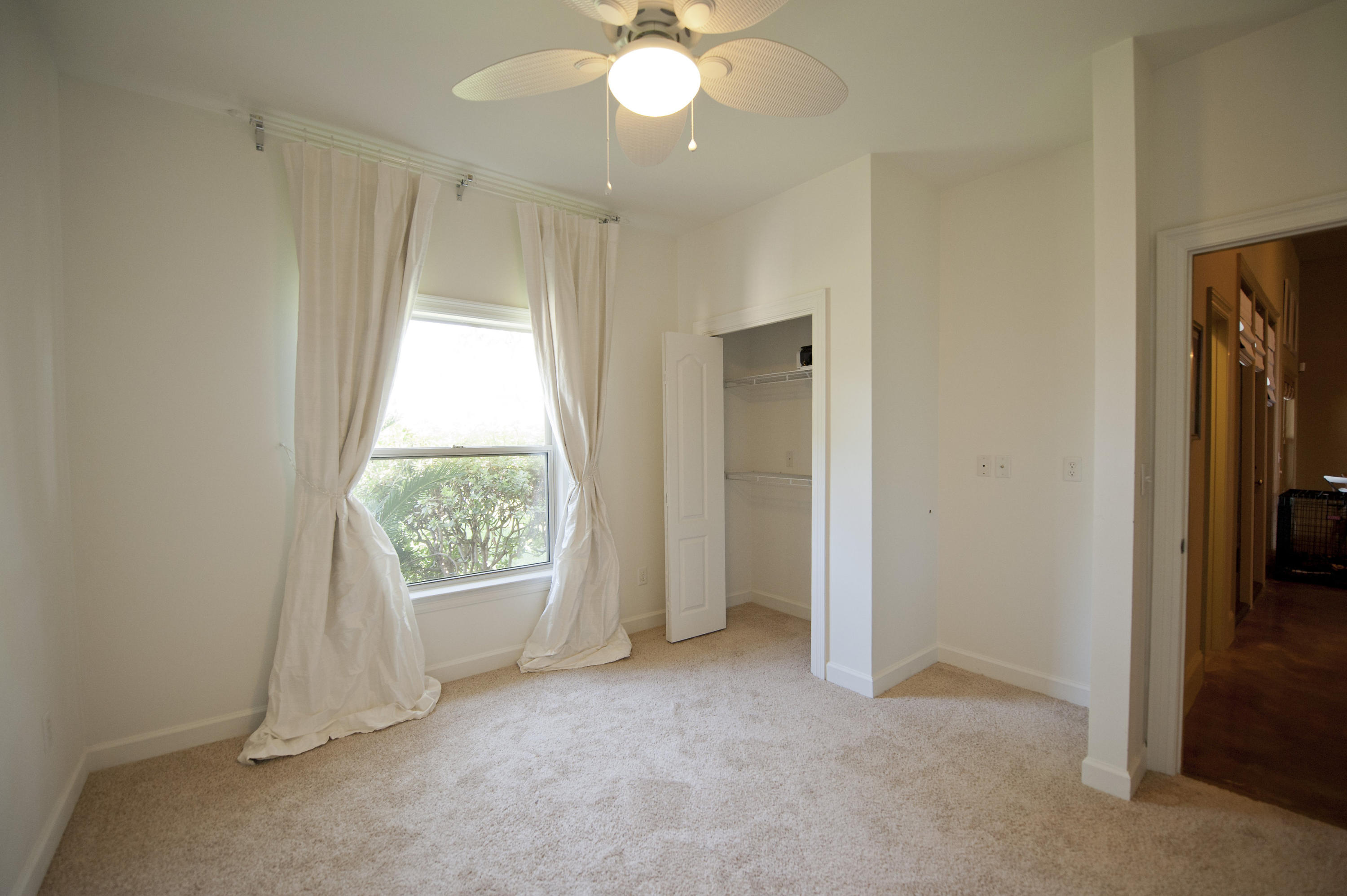 EMERALD LAKES PH 1 - Residential