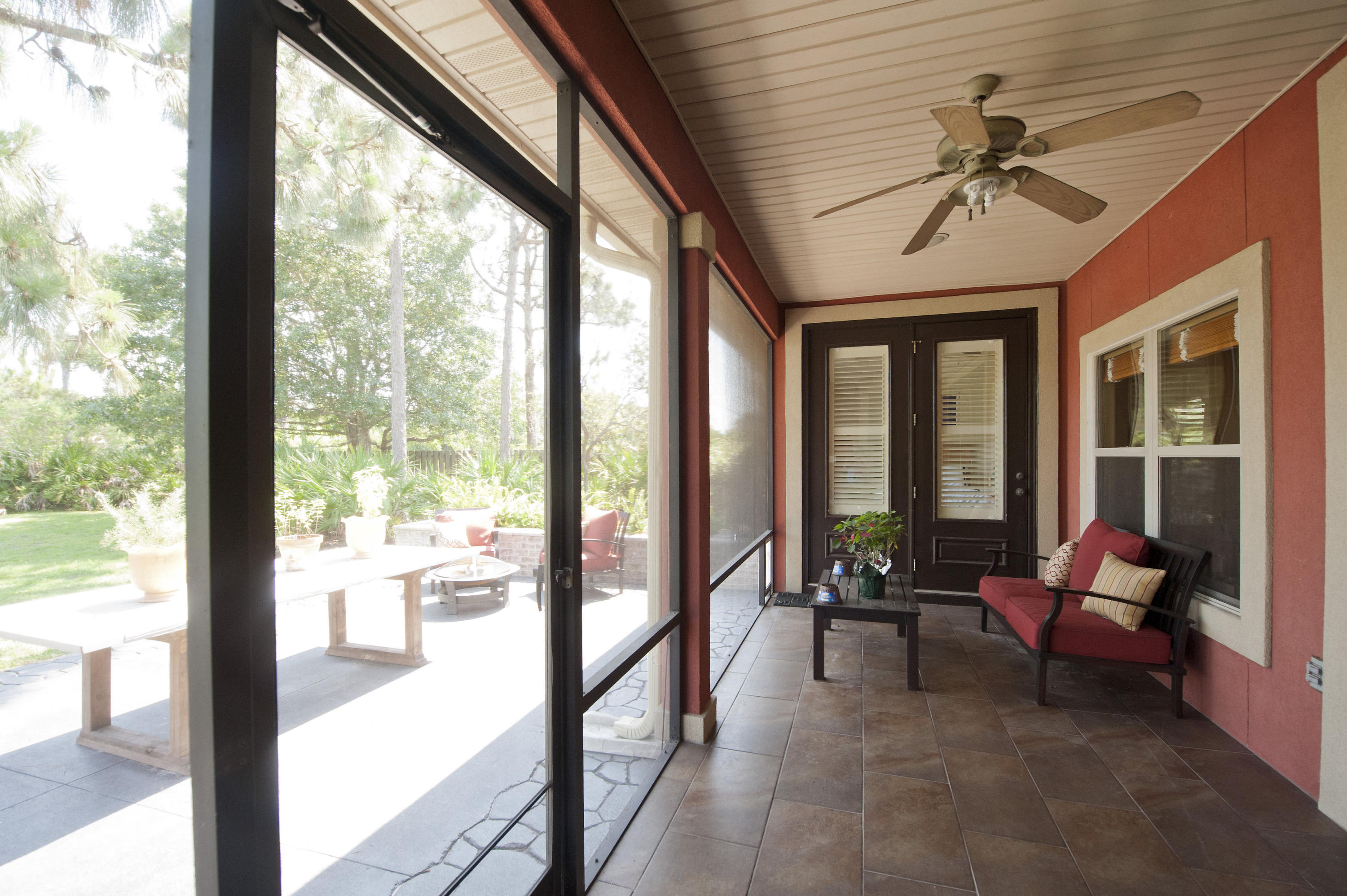 EMERALD LAKES PH 1 - Residential