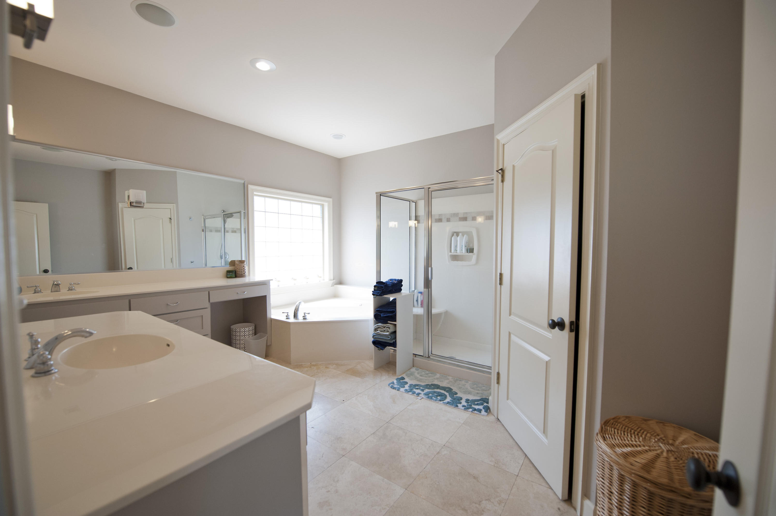 EMERALD LAKES PH 1 - Residential