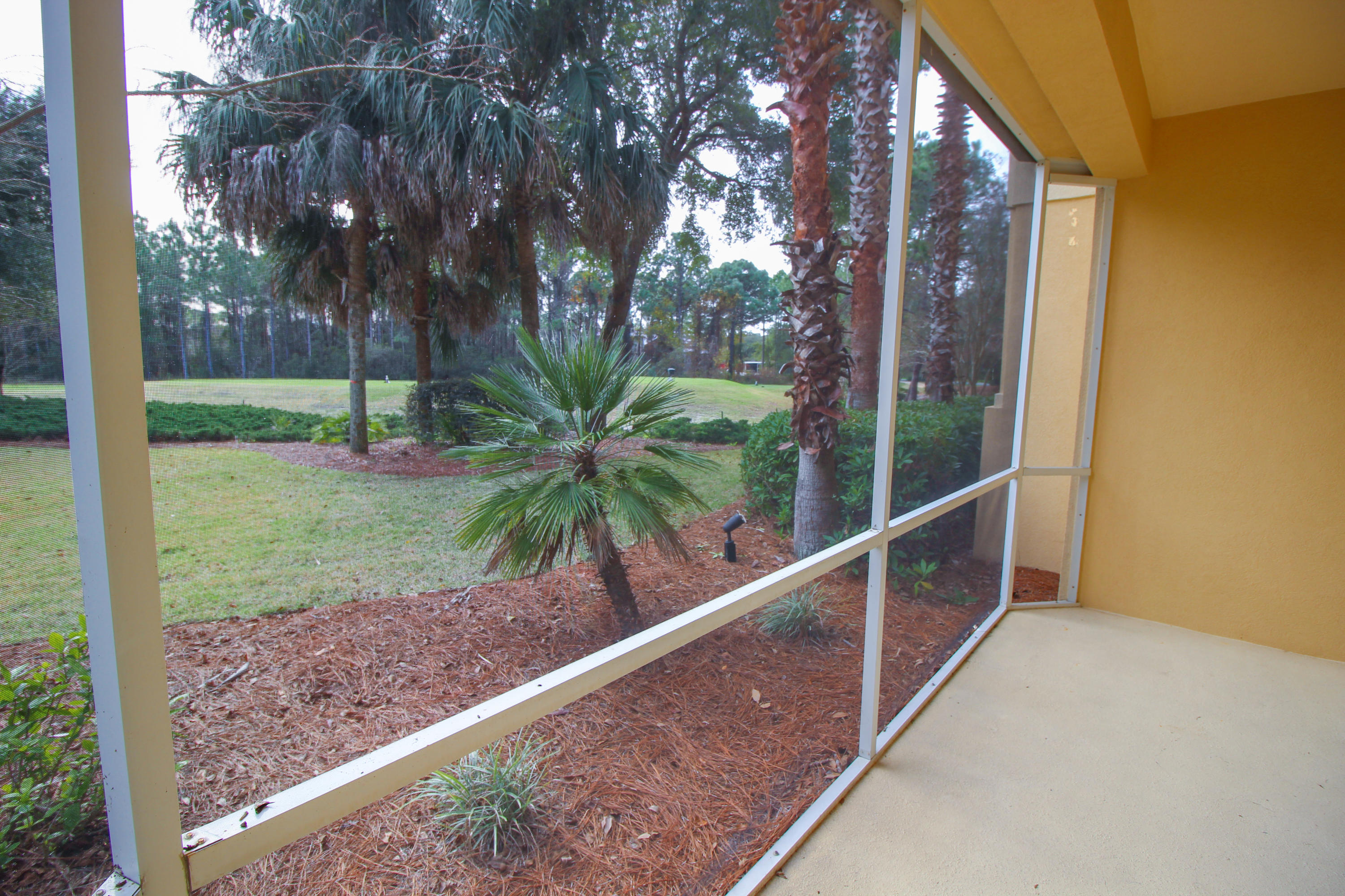 REGATTA BAY GOLF VILLAS - Residential Lease