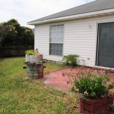 AZALEA GARDENS DESTIN - Residential Lease