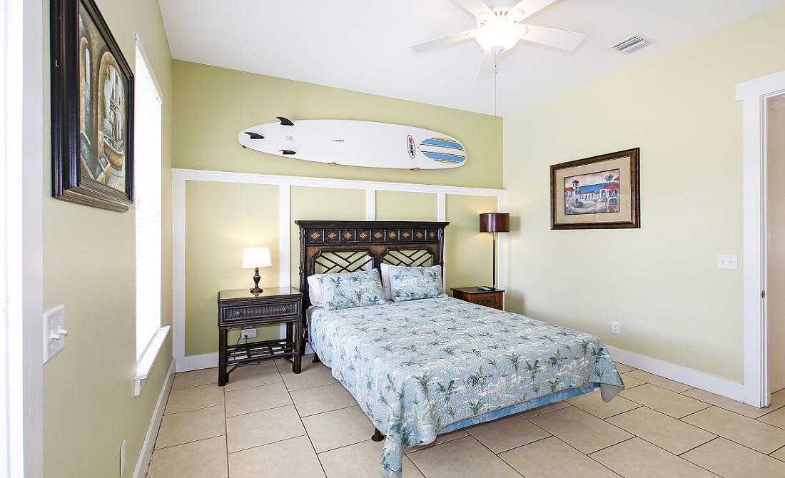 LAGUNA BEACH 8TH ADDN - Residential