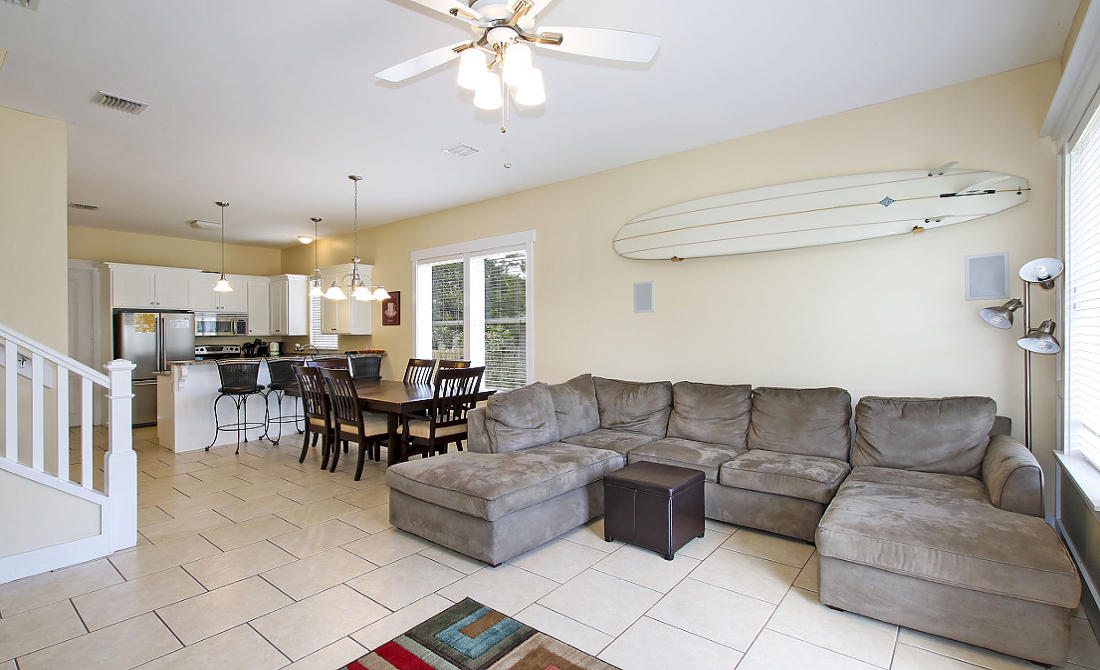 LAGUNA BEACH 8TH ADDN - Residential