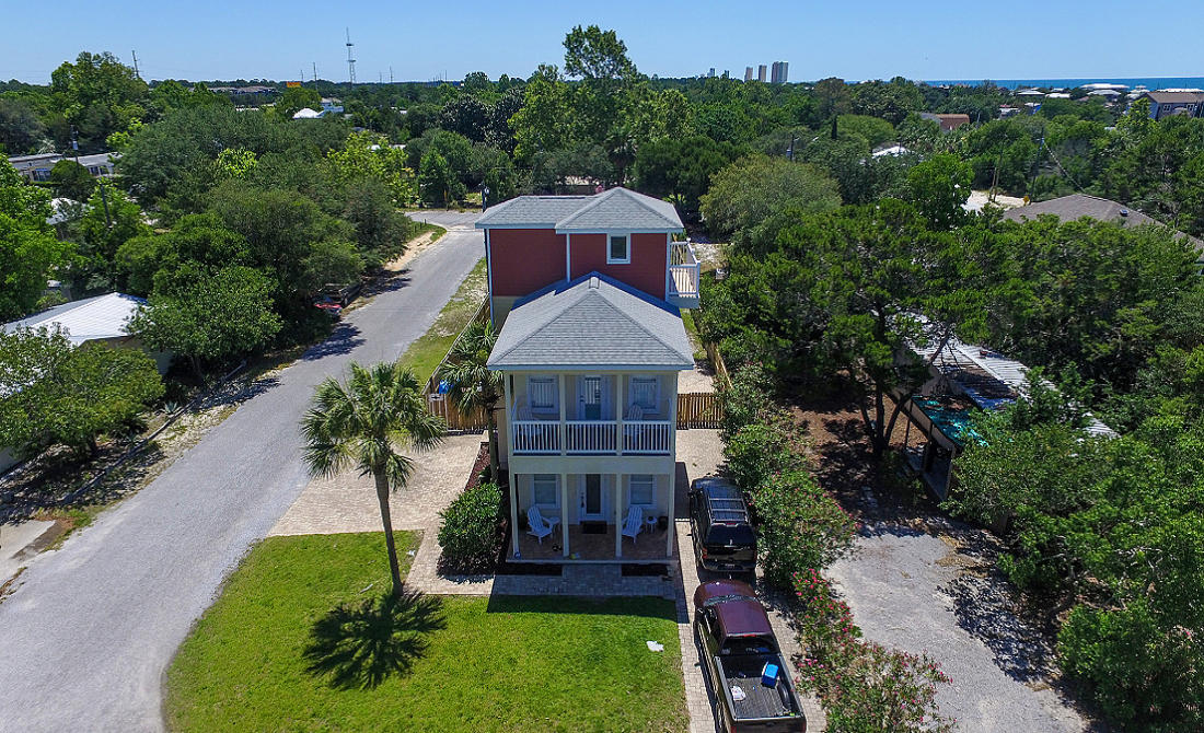 LAGUNA BEACH 8TH ADDN - Residential