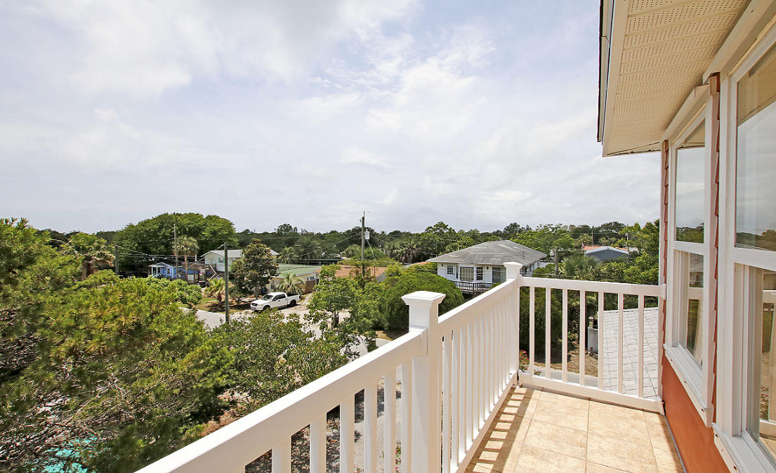 LAGUNA BEACH 8TH ADDN - Residential