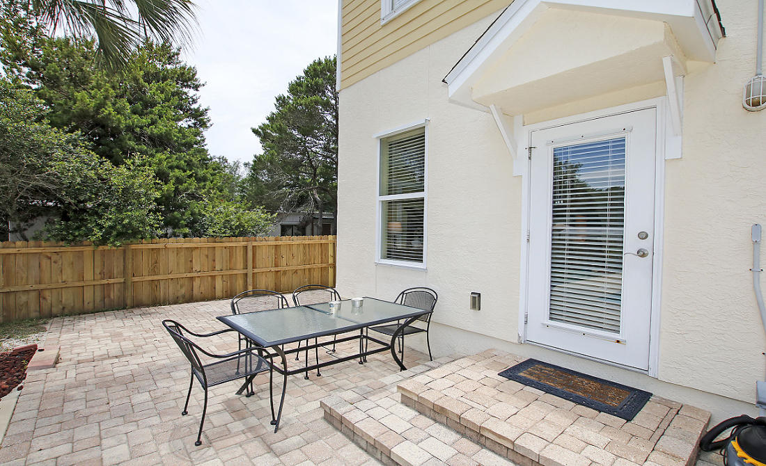 LAGUNA BEACH 8TH ADDN - Residential