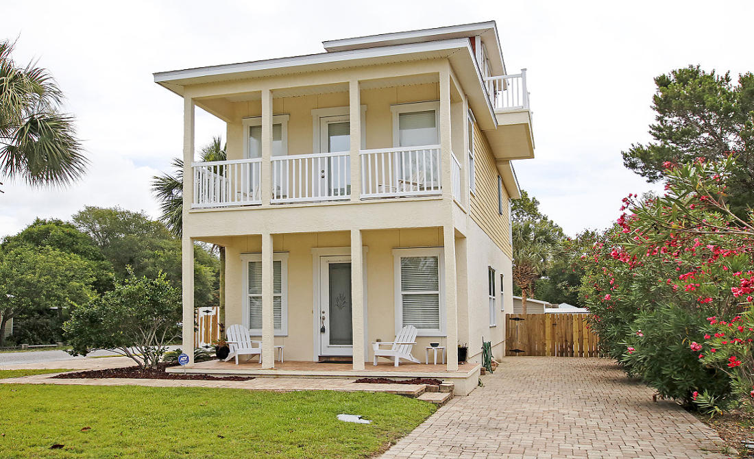 LAGUNA BEACH 8TH ADDN - Residential