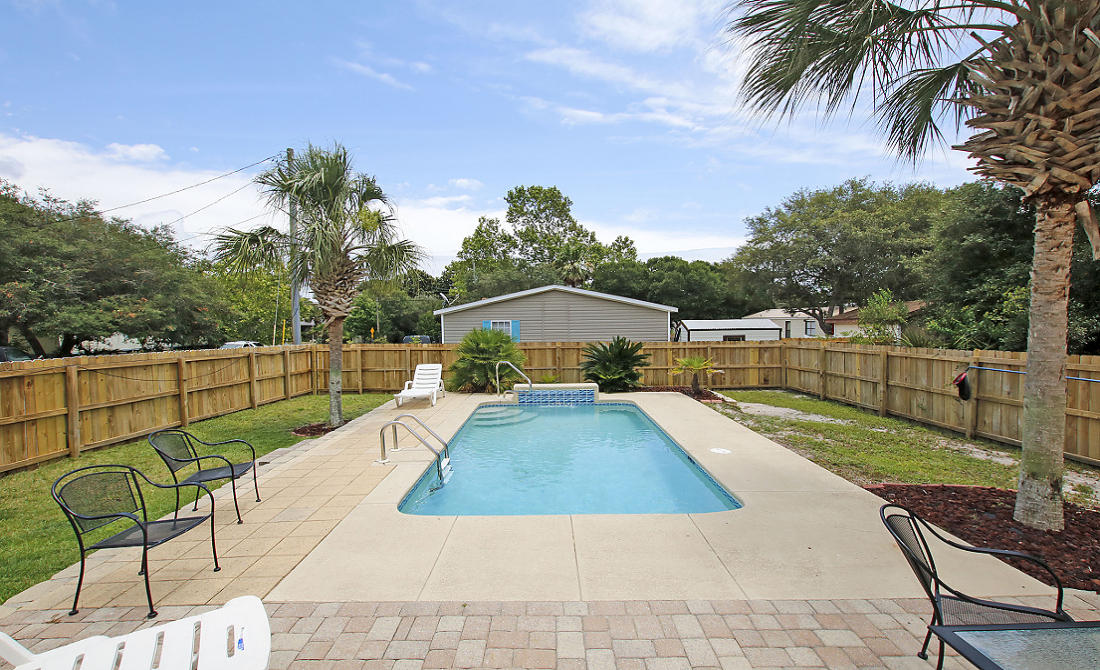 LAGUNA BEACH 8TH ADDN - Residential