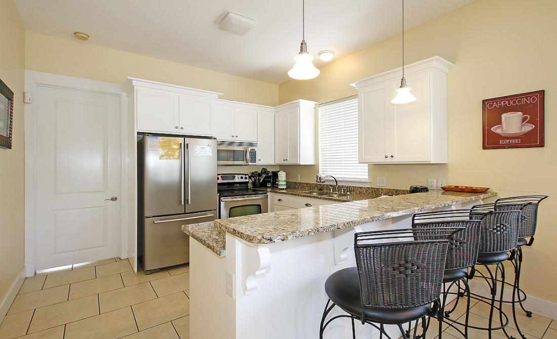 LAGUNA BEACH 8TH ADDN - Residential