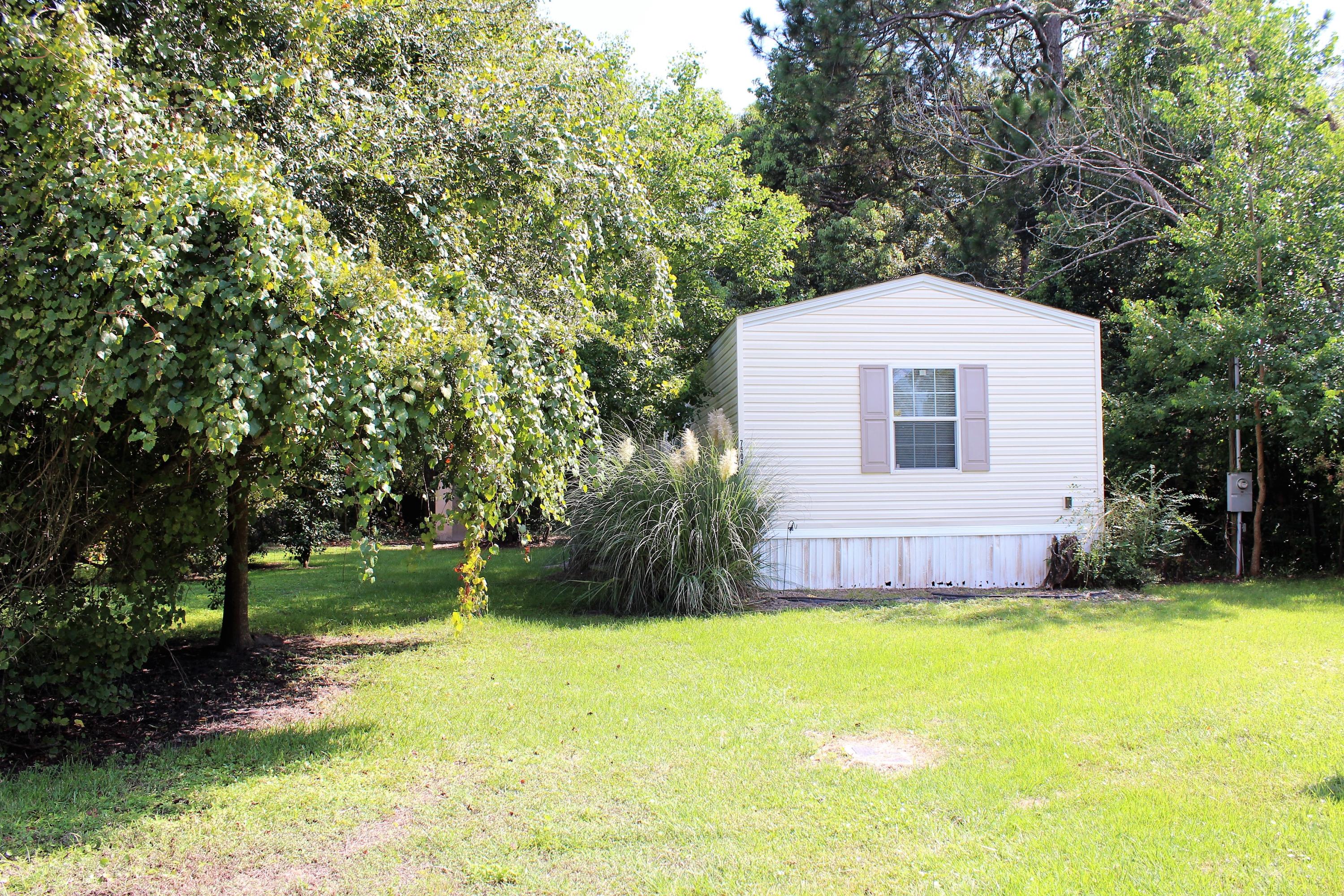 DAVIS REPLAT OF LILLIAN CARLISLE - Residential