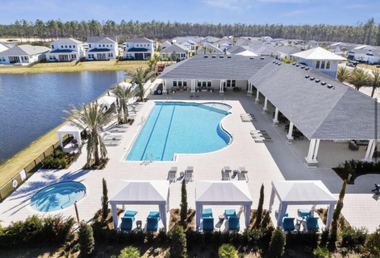 NATURE WALK - Residential Lease