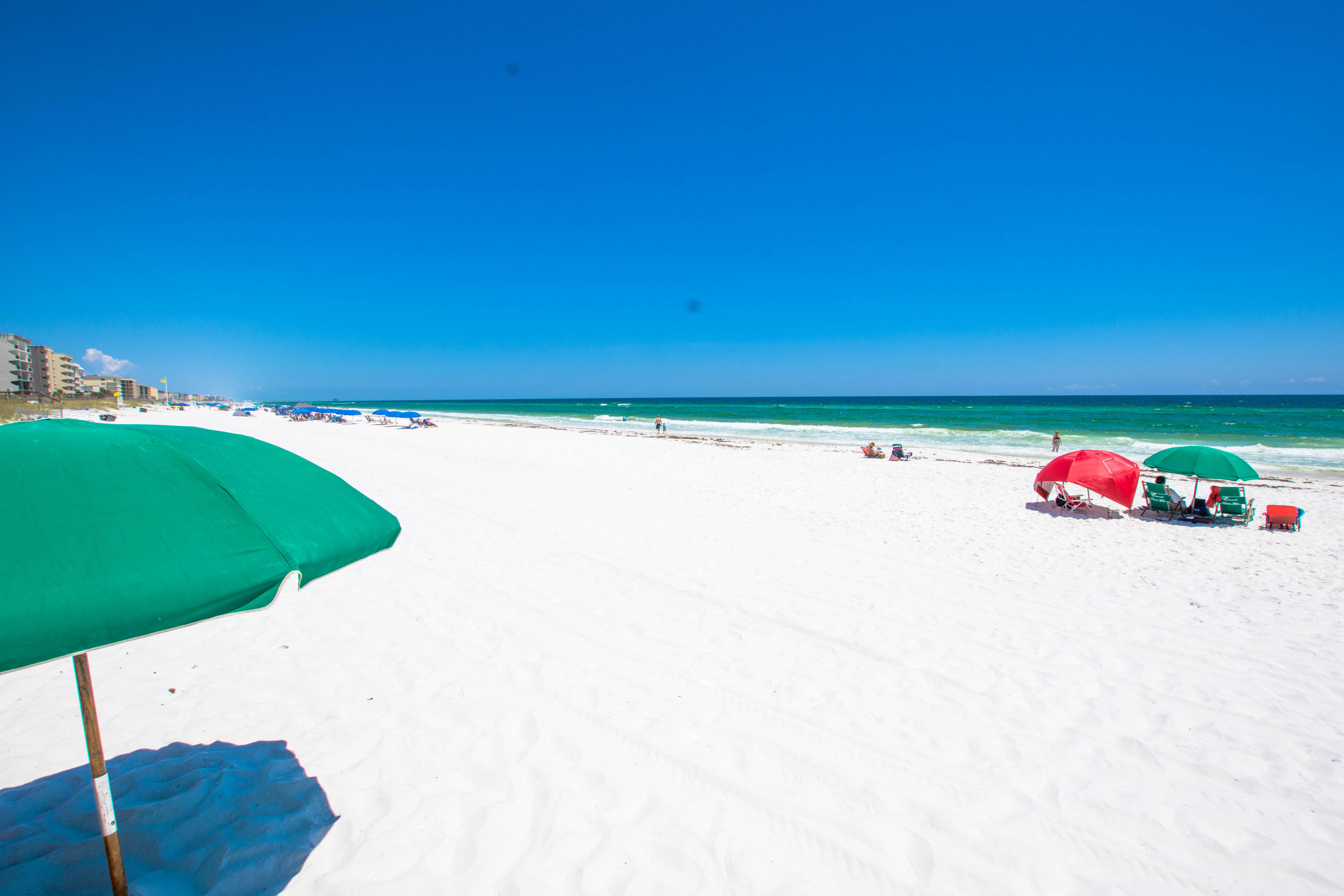 EMERALD TOWERS WEST CONDO - Residential