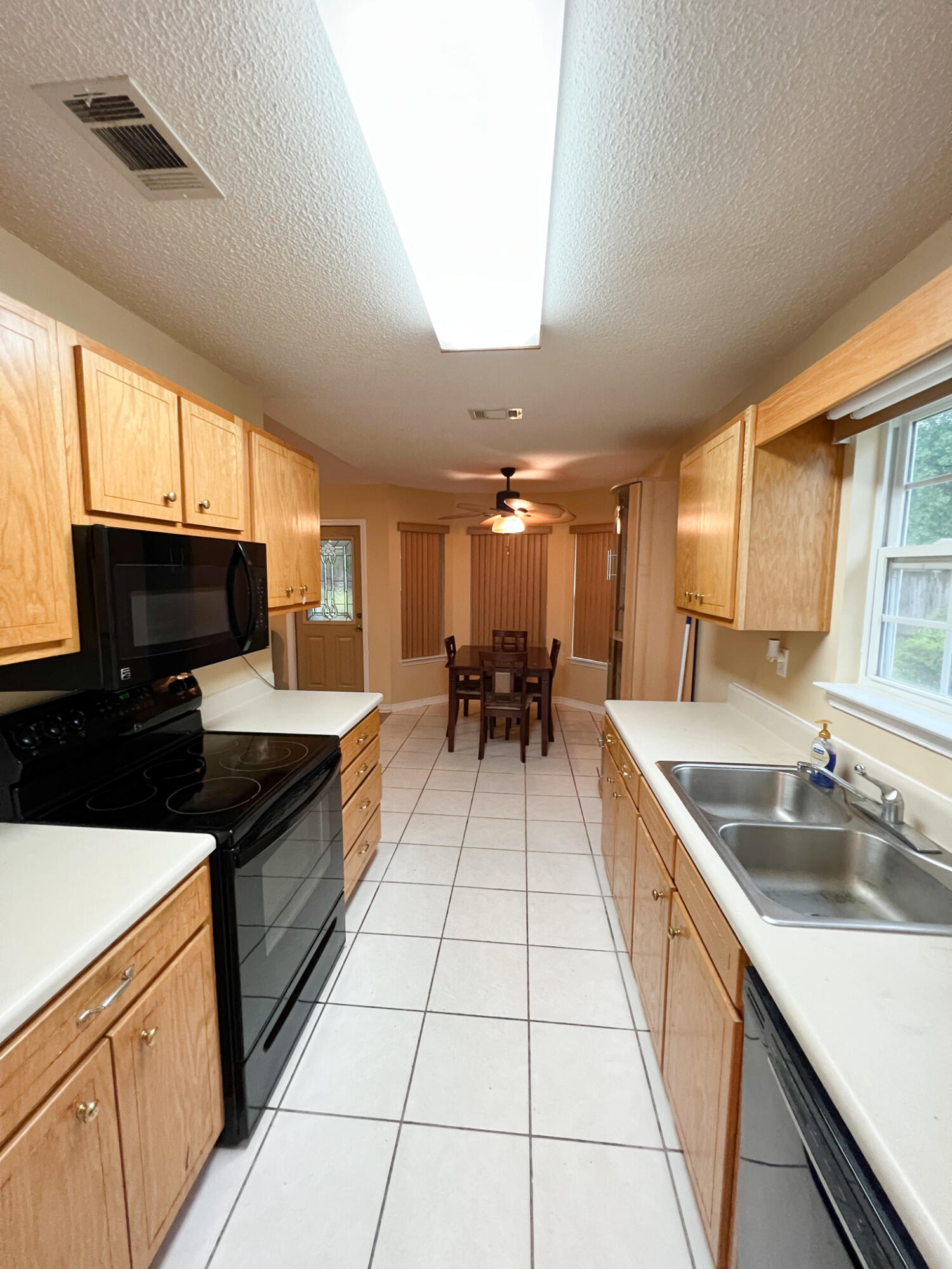 SOUTH HOLLEY GROVE - Residential