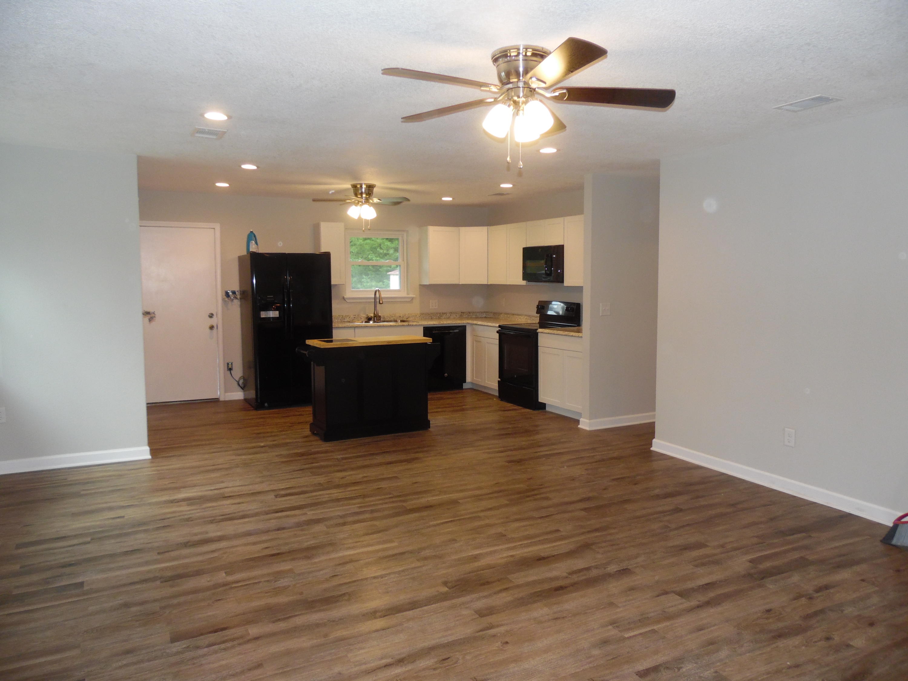 LAKE JUNIPER ESTATES UNIT 3 - Residential