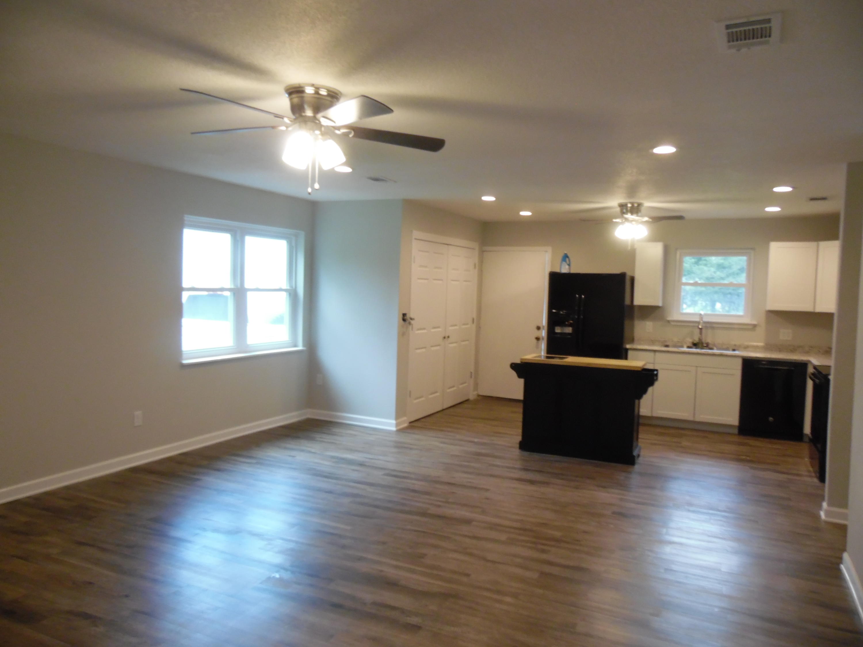 LAKE JUNIPER ESTATES UNIT 3 - Residential