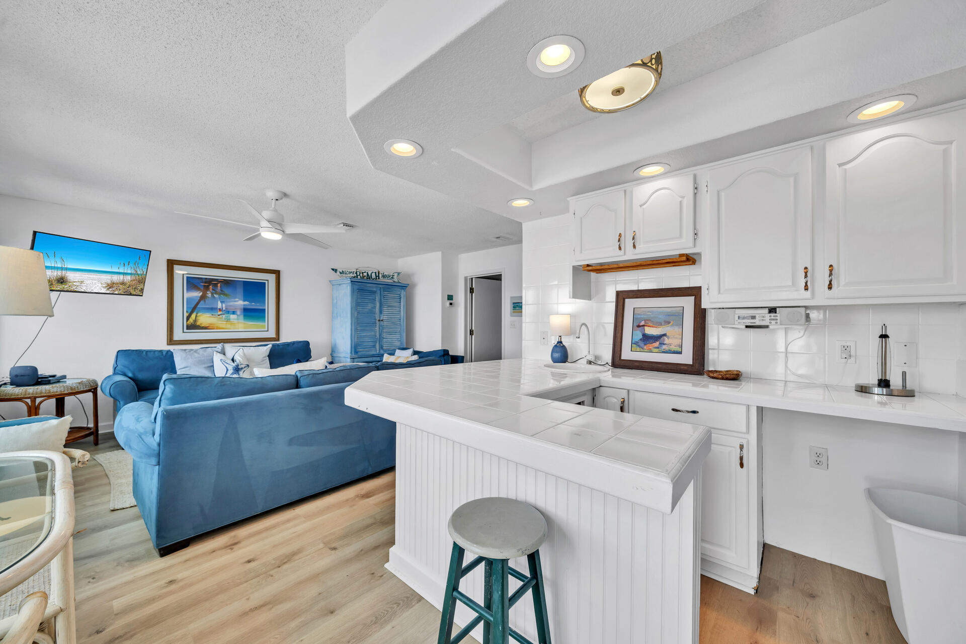 SEAWINDS T/H - Residential