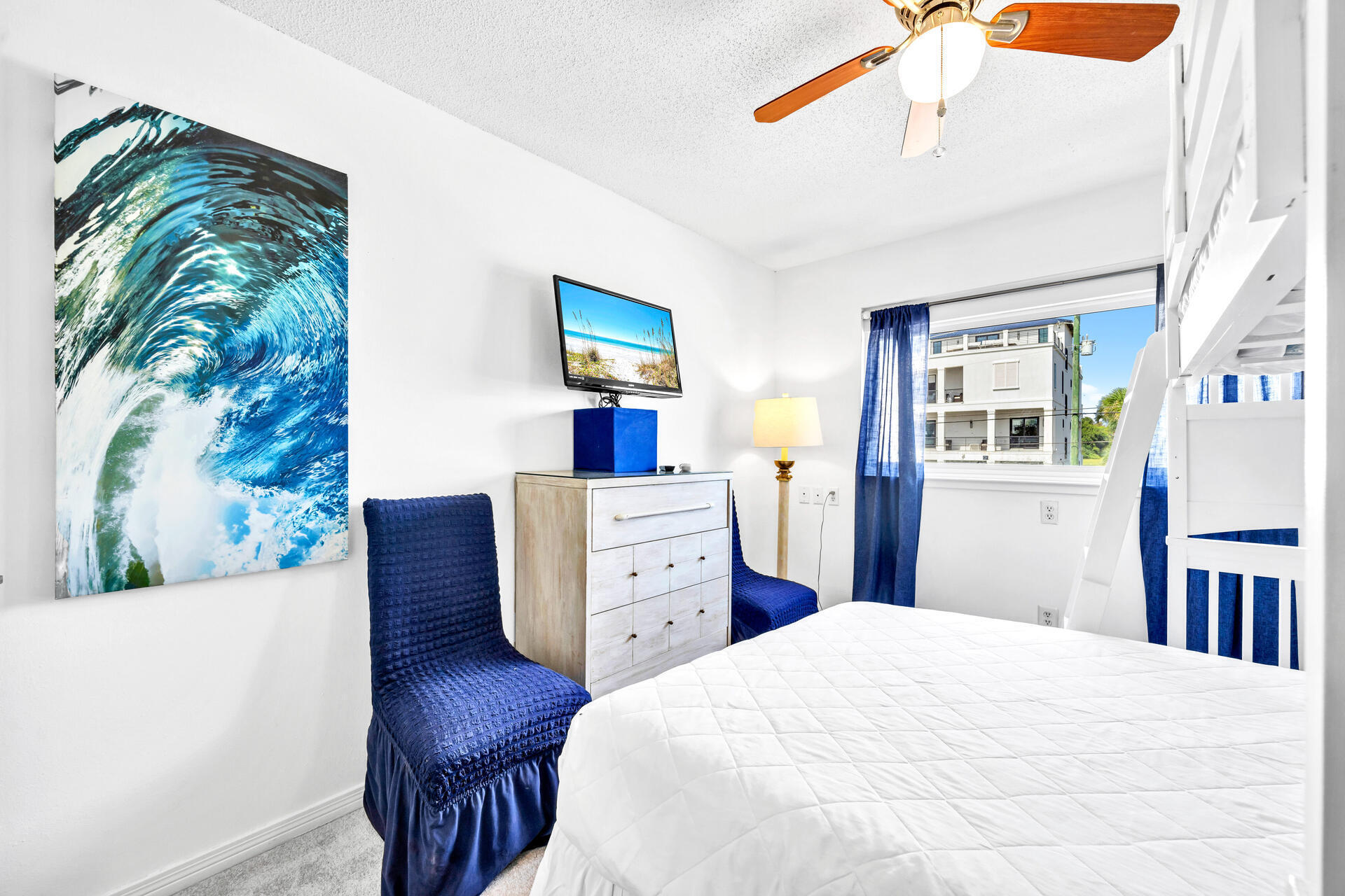 SEAWINDS T/H - Residential