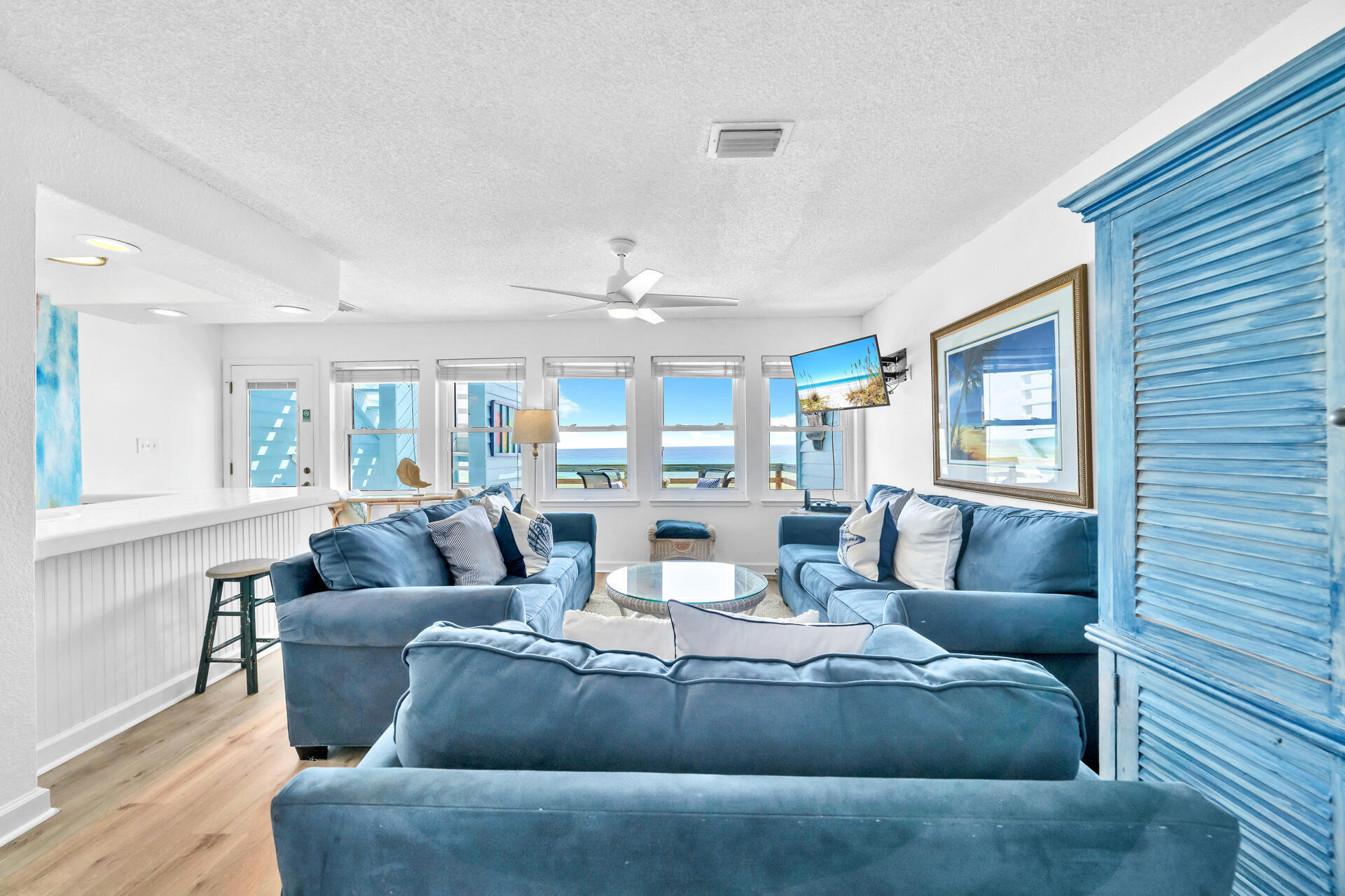 SEAWINDS T/H - Residential