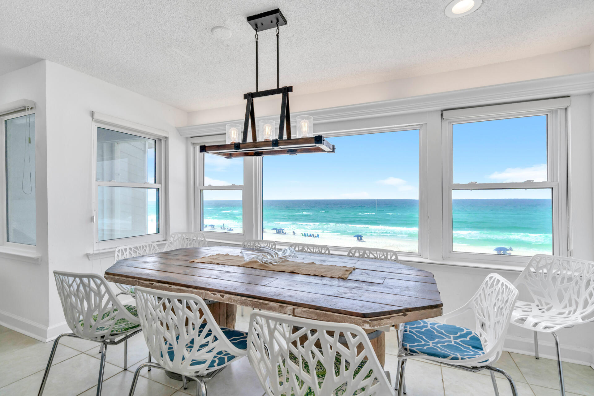 SEAWINDS T/H - Residential