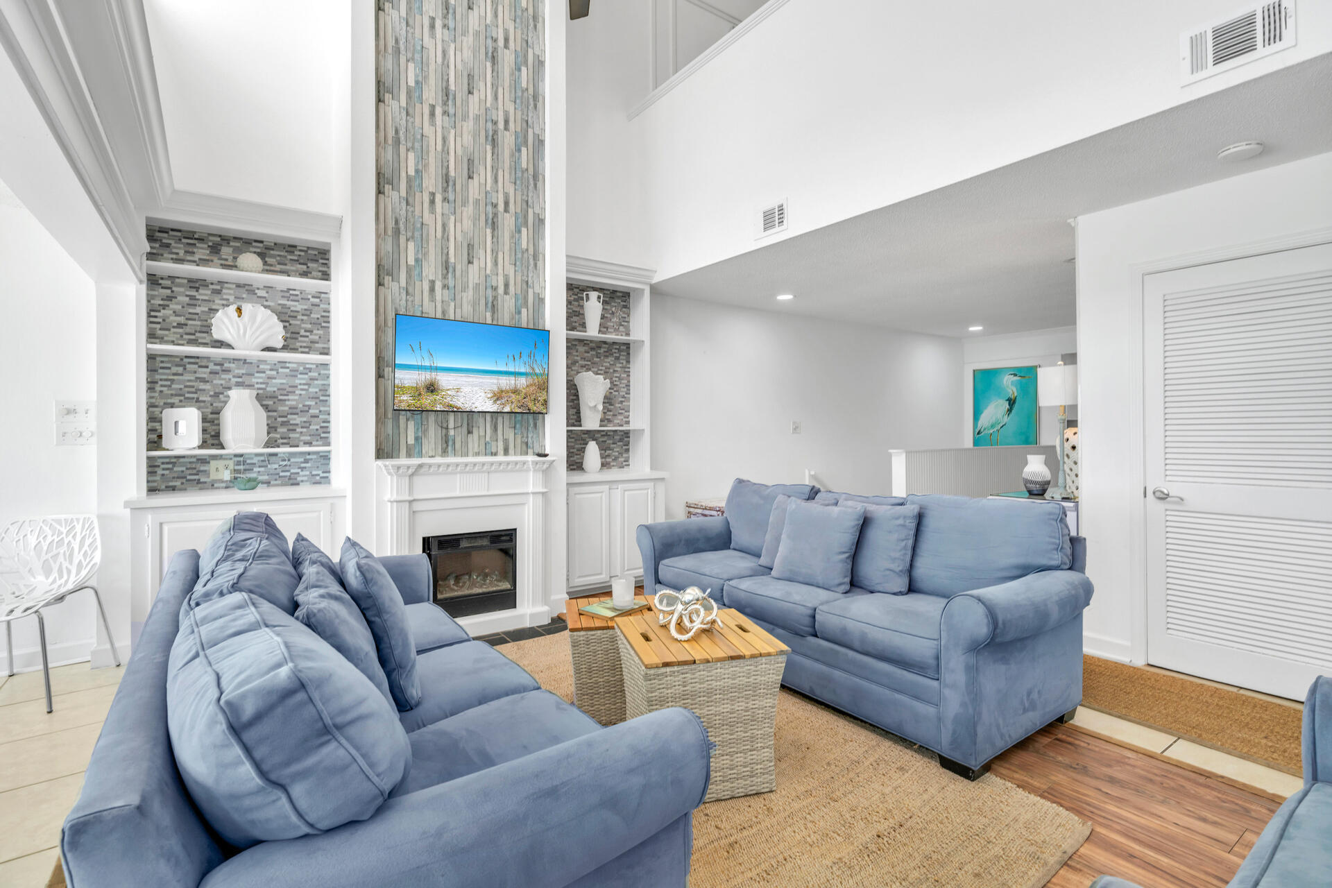SEAWINDS T/H - Residential