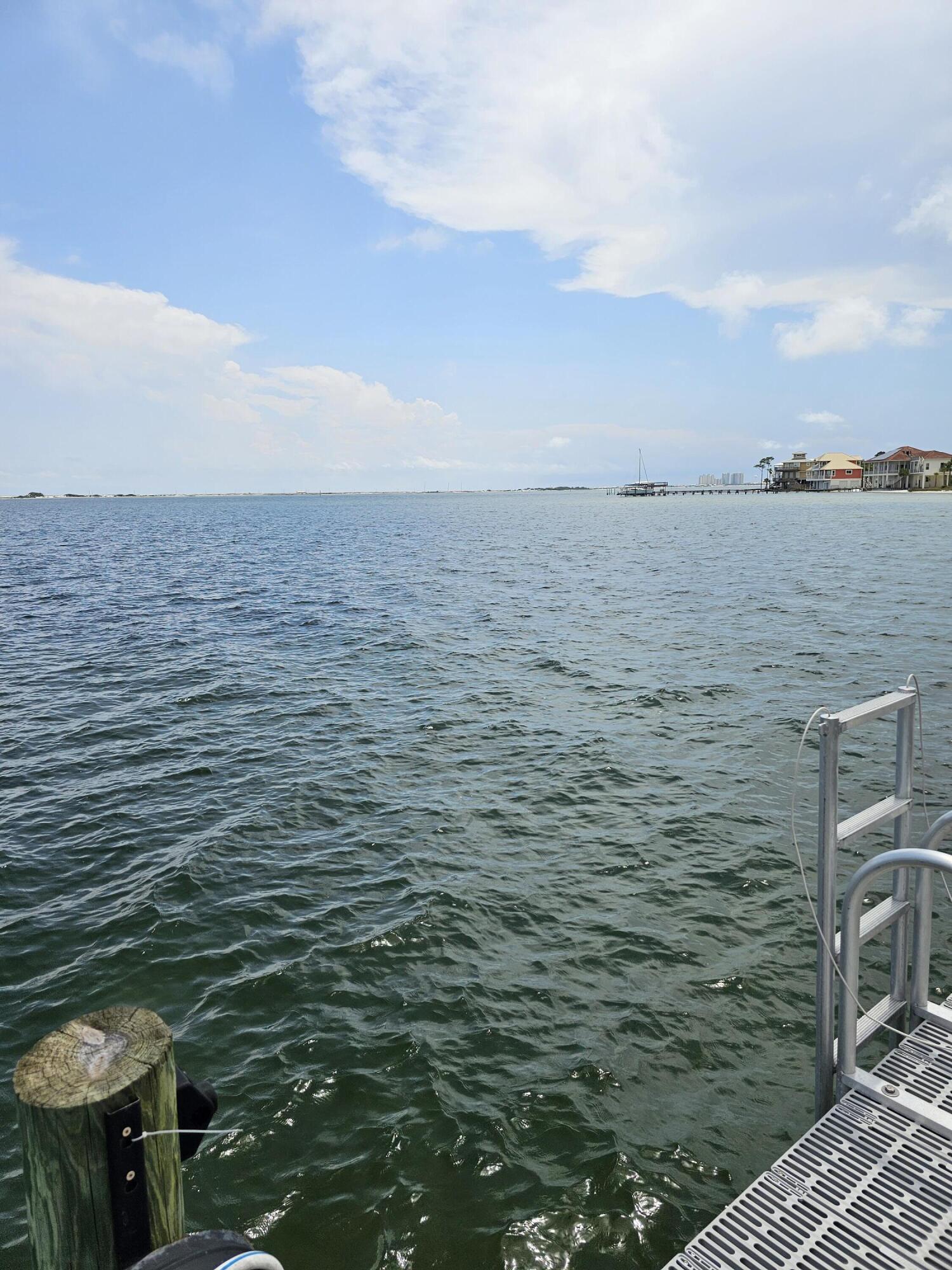 PALMETTO LAKE PRESERVE - Land