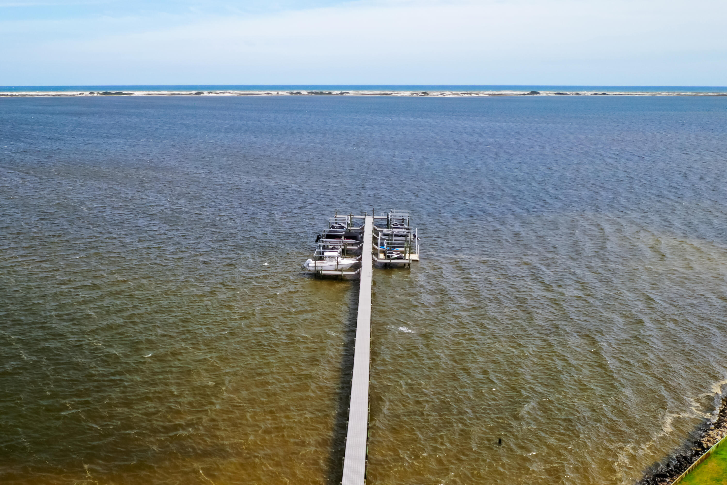 PALMETTO LAKE PRESERVE - Land