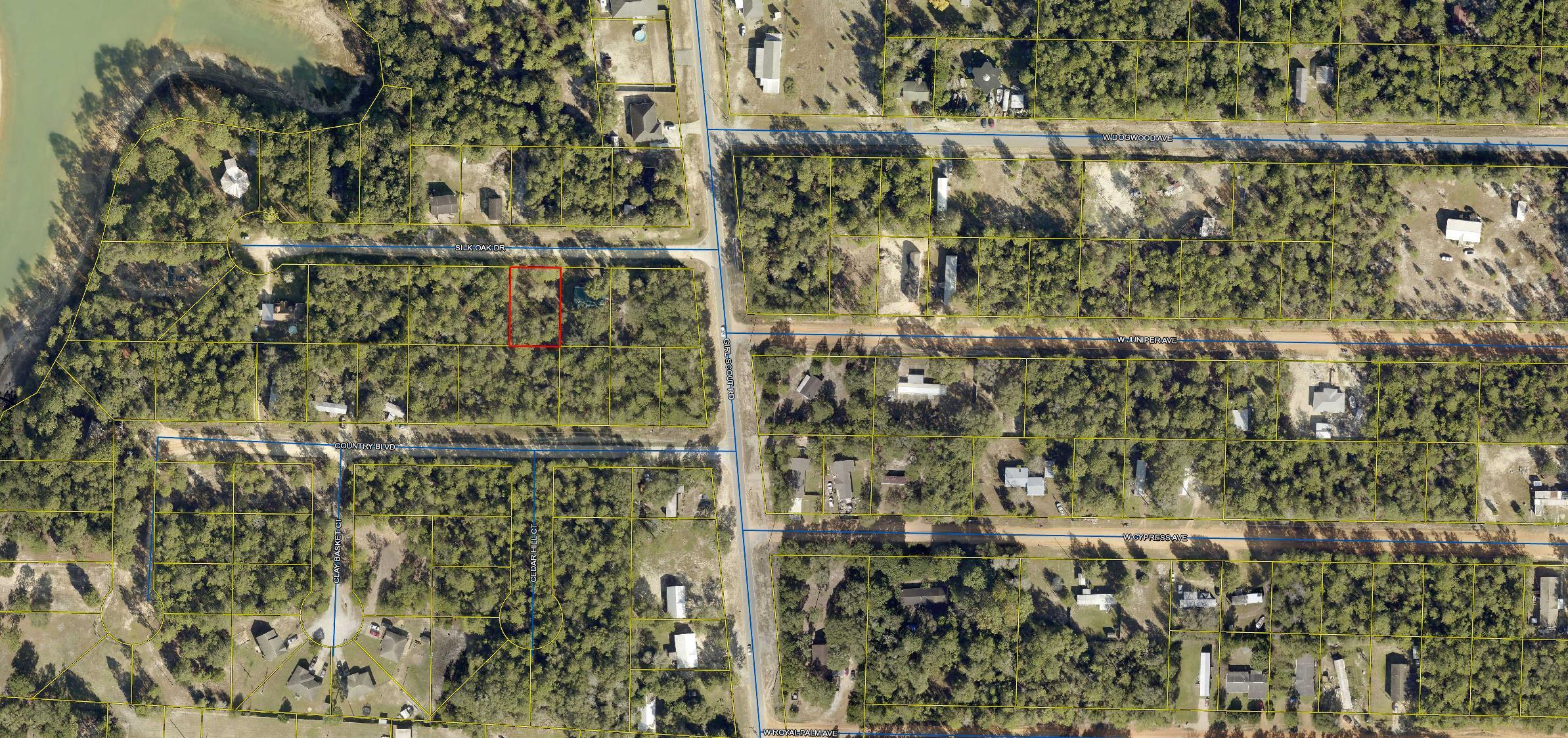 Vacant lot in Mossy Head, FL. Perfect for your New Home Location or maybe you need a area to set up and store your RV hangar ! this is the perfect lot for your needs. Electricity and water are available at road . Property will require a septic. . Manufactured homes are allowed.