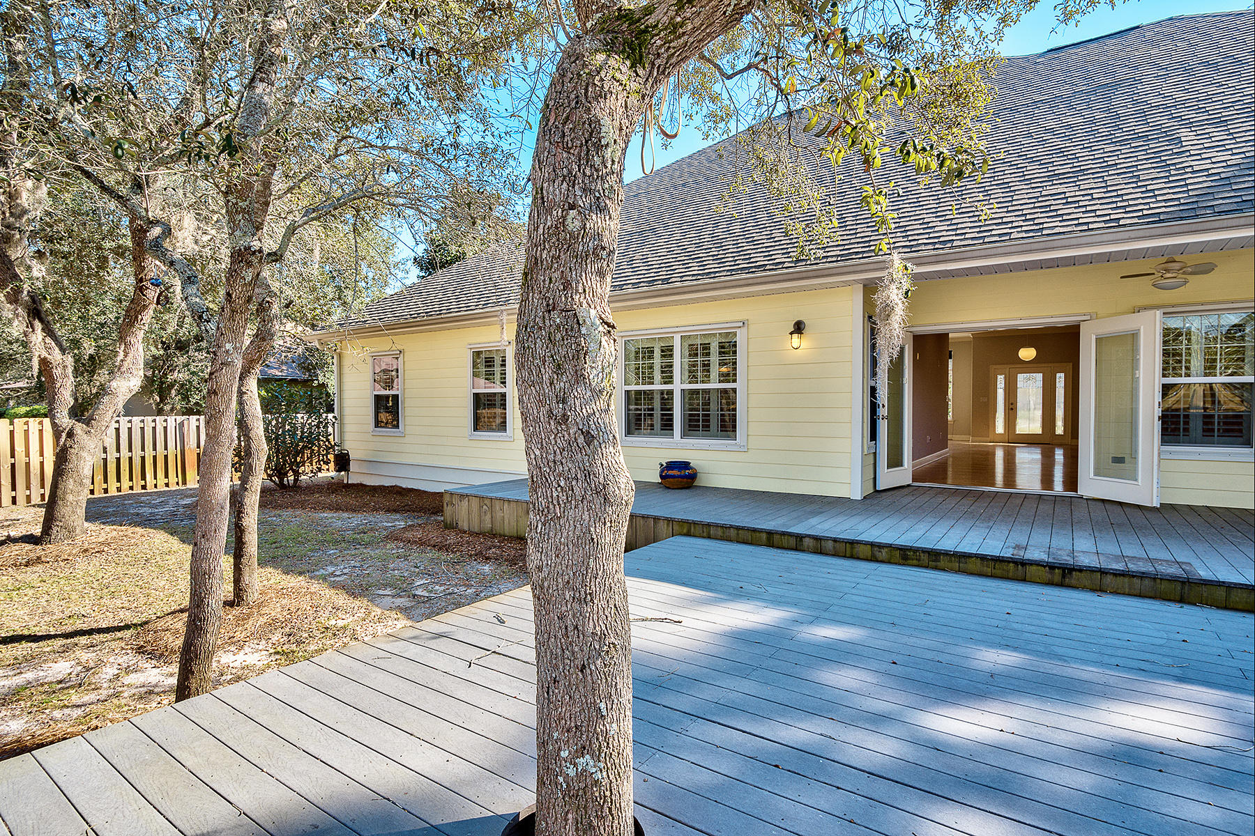 Botany Bayou - Residential