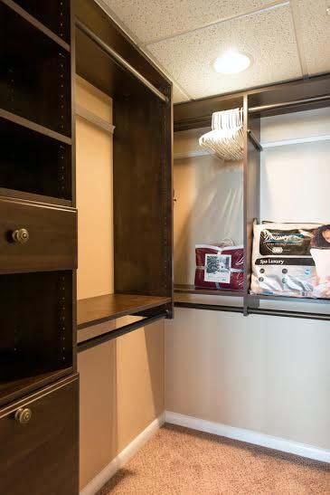 LONG BEACH - Residential